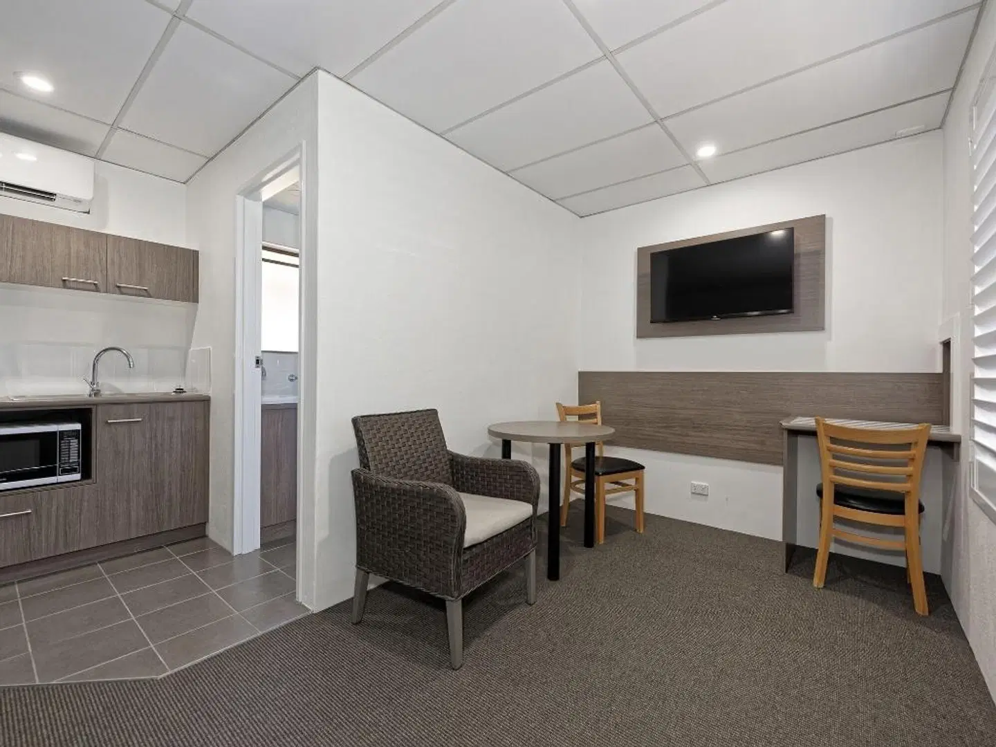 Chalet Motor Inn ROOM_EXAMPLE