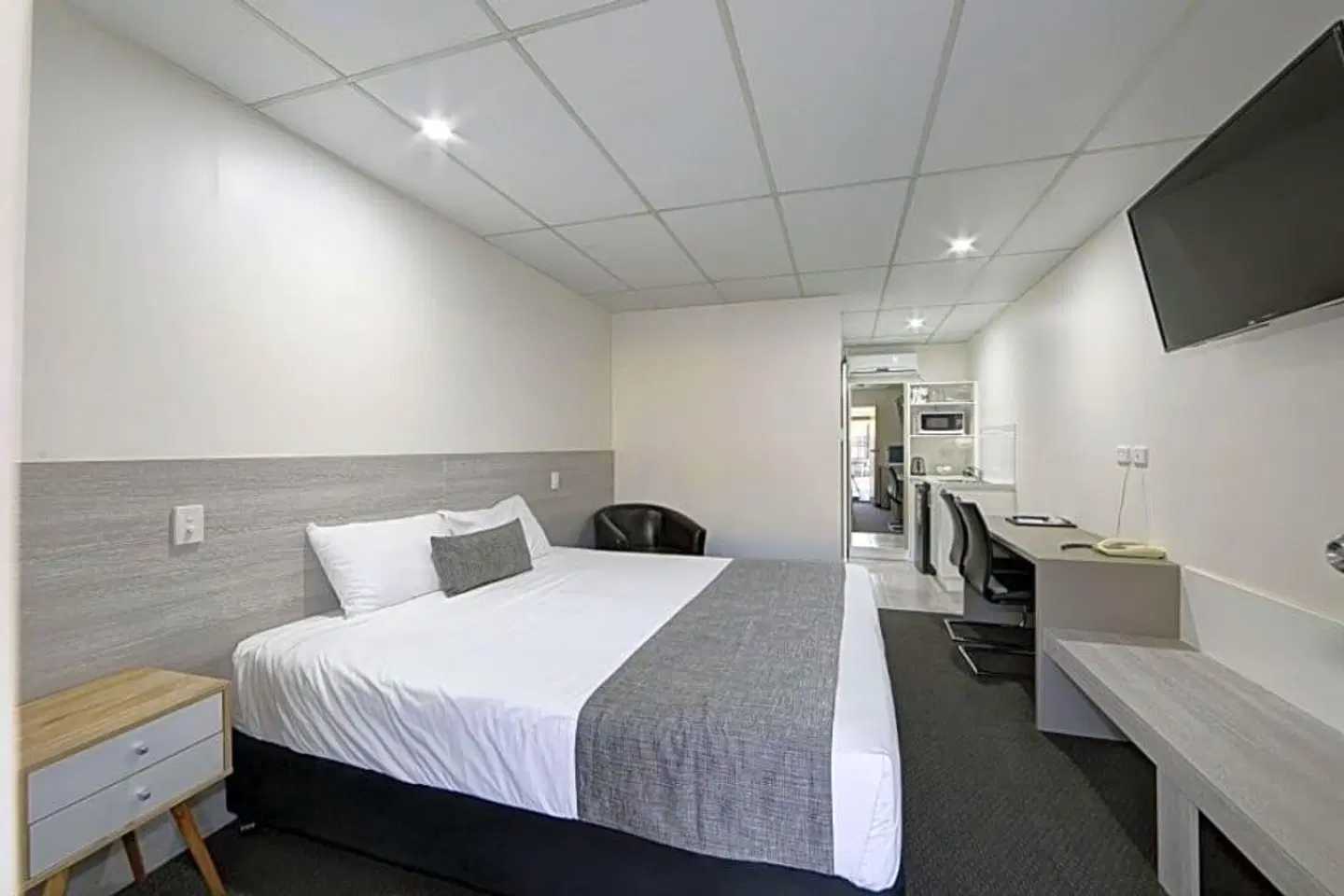 Chalet Motor Inn ROOM_EXAMPLE