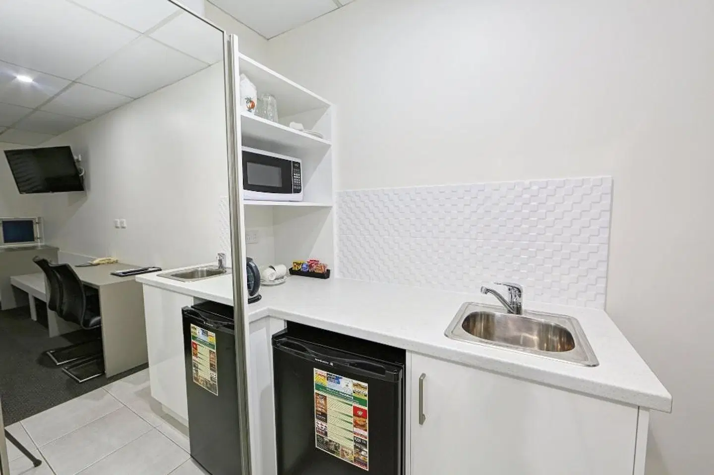 Chalet Motor Inn ROOM_EXAMPLE