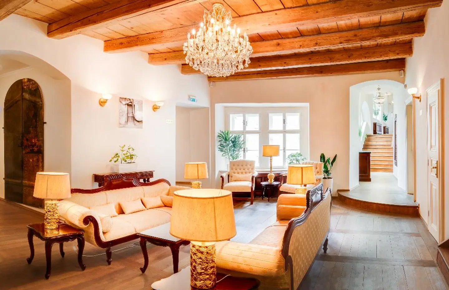 The Dominican LOUNGE_LOBBY