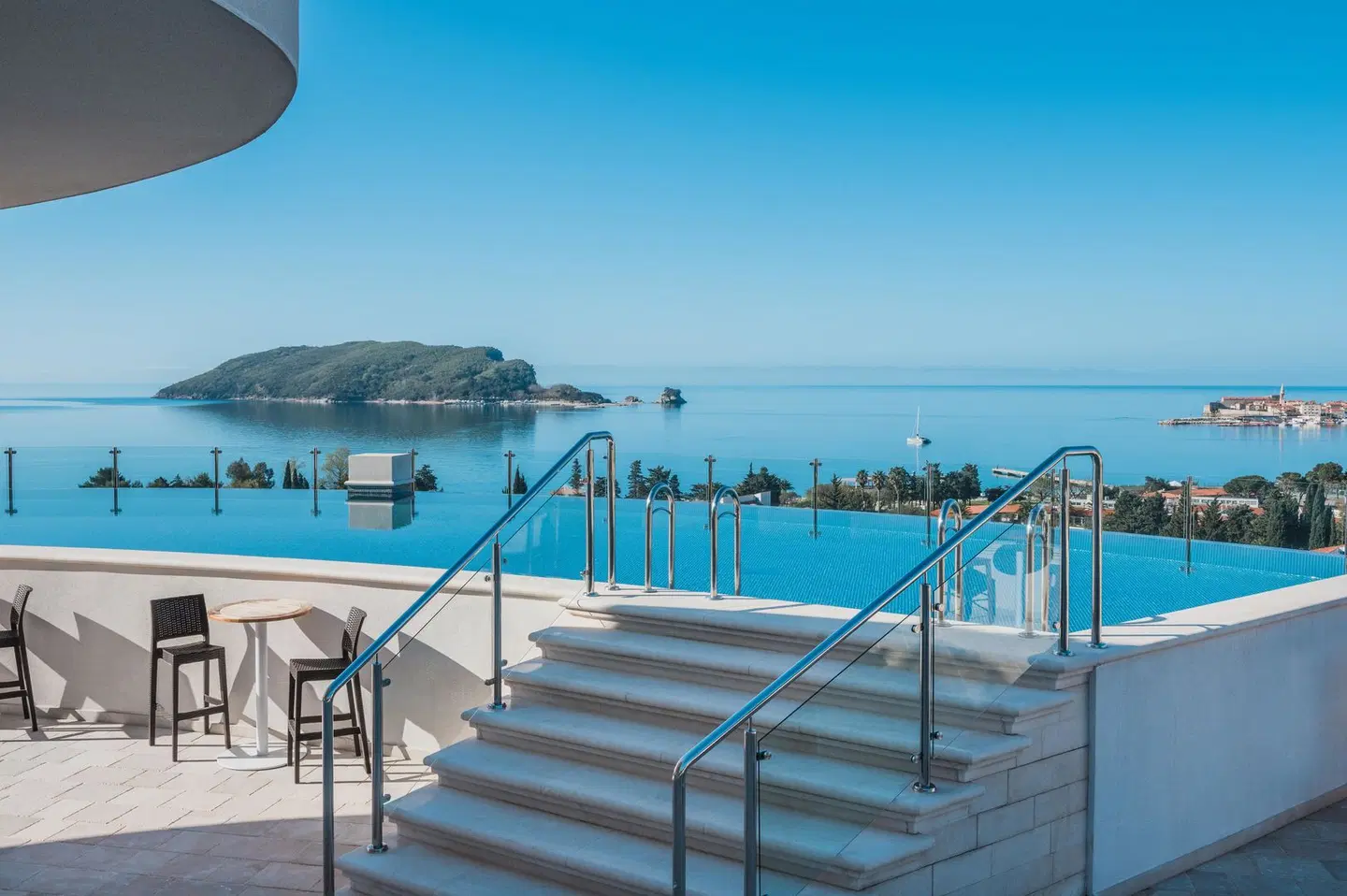 Iberostar Waves Slavija OUTDOOR_POOL