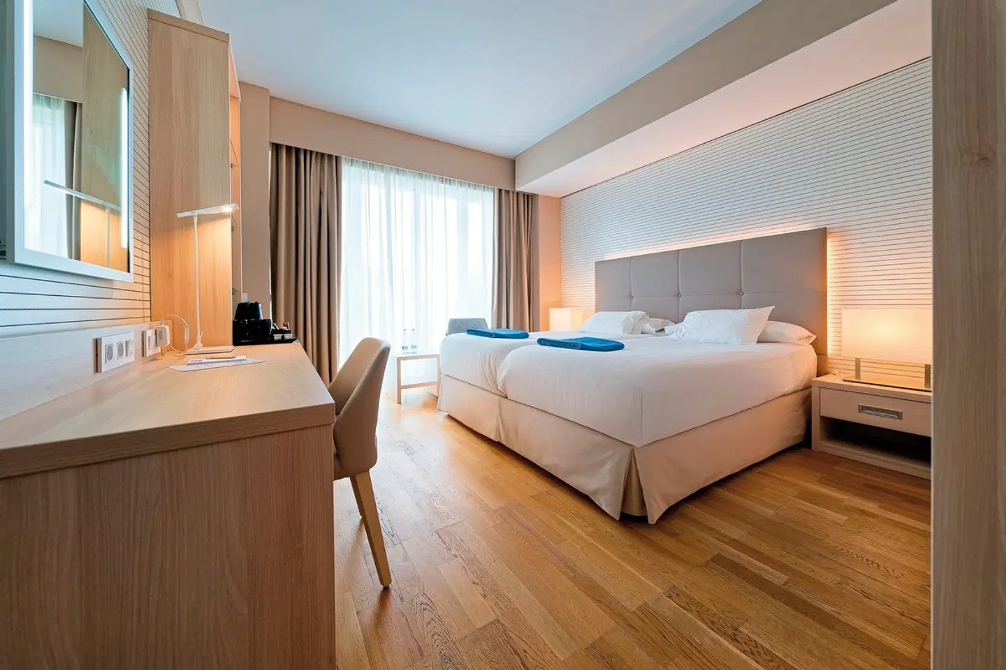 Bull Reina Isabel & Spa ROOM_EXAMPLE