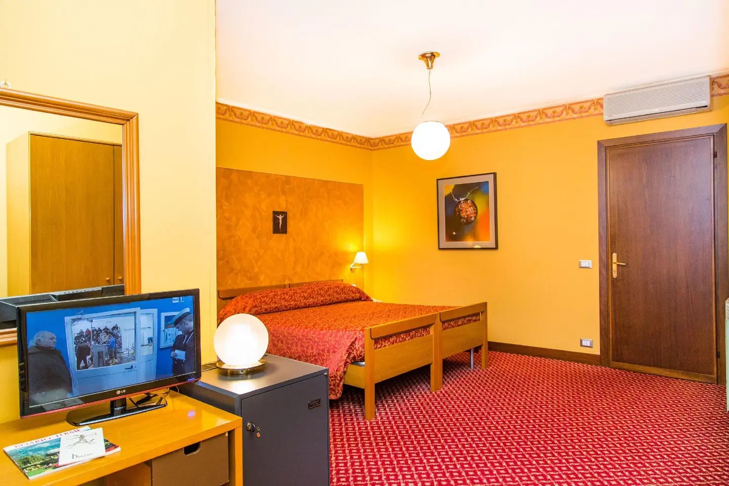 Diana ROOM_EXAMPLE