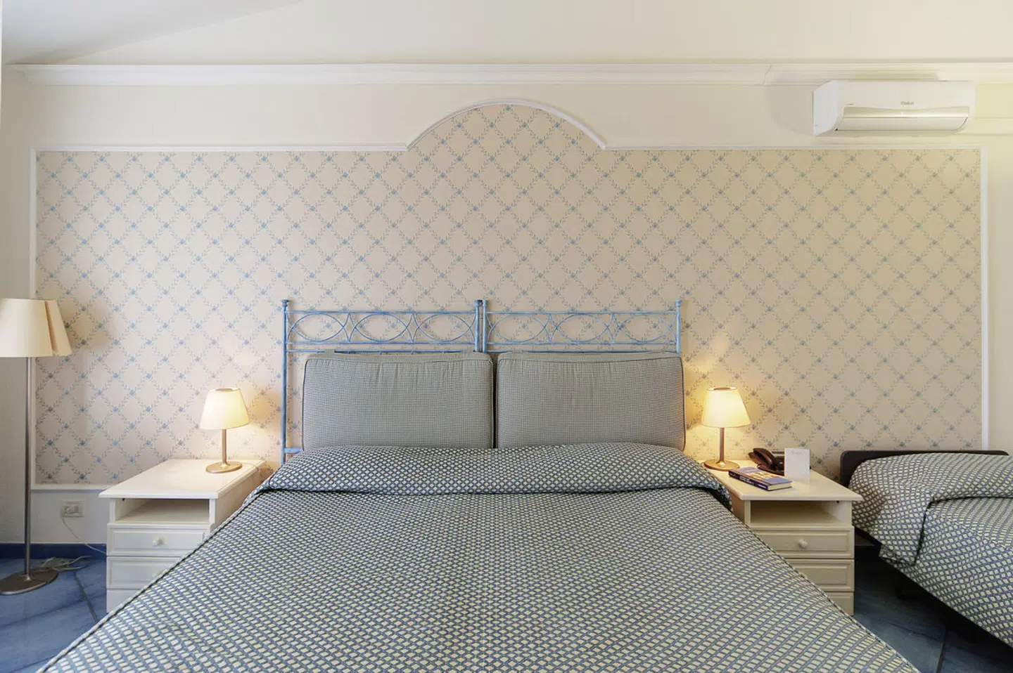 Hotel Santa Gilla ROOM_EXAMPLE