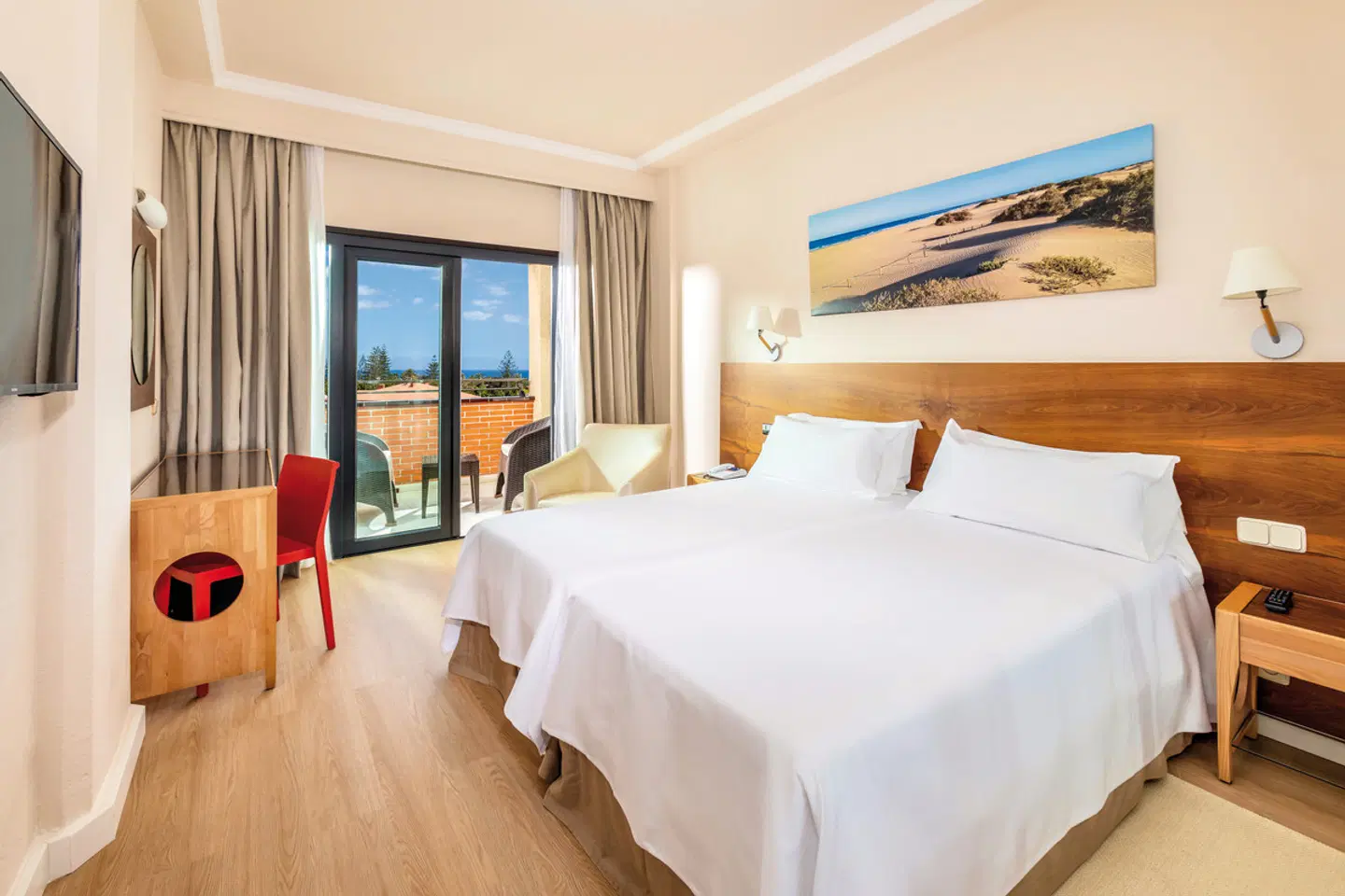 MUR Hotel Neptuno ROOM_EXAMPLE