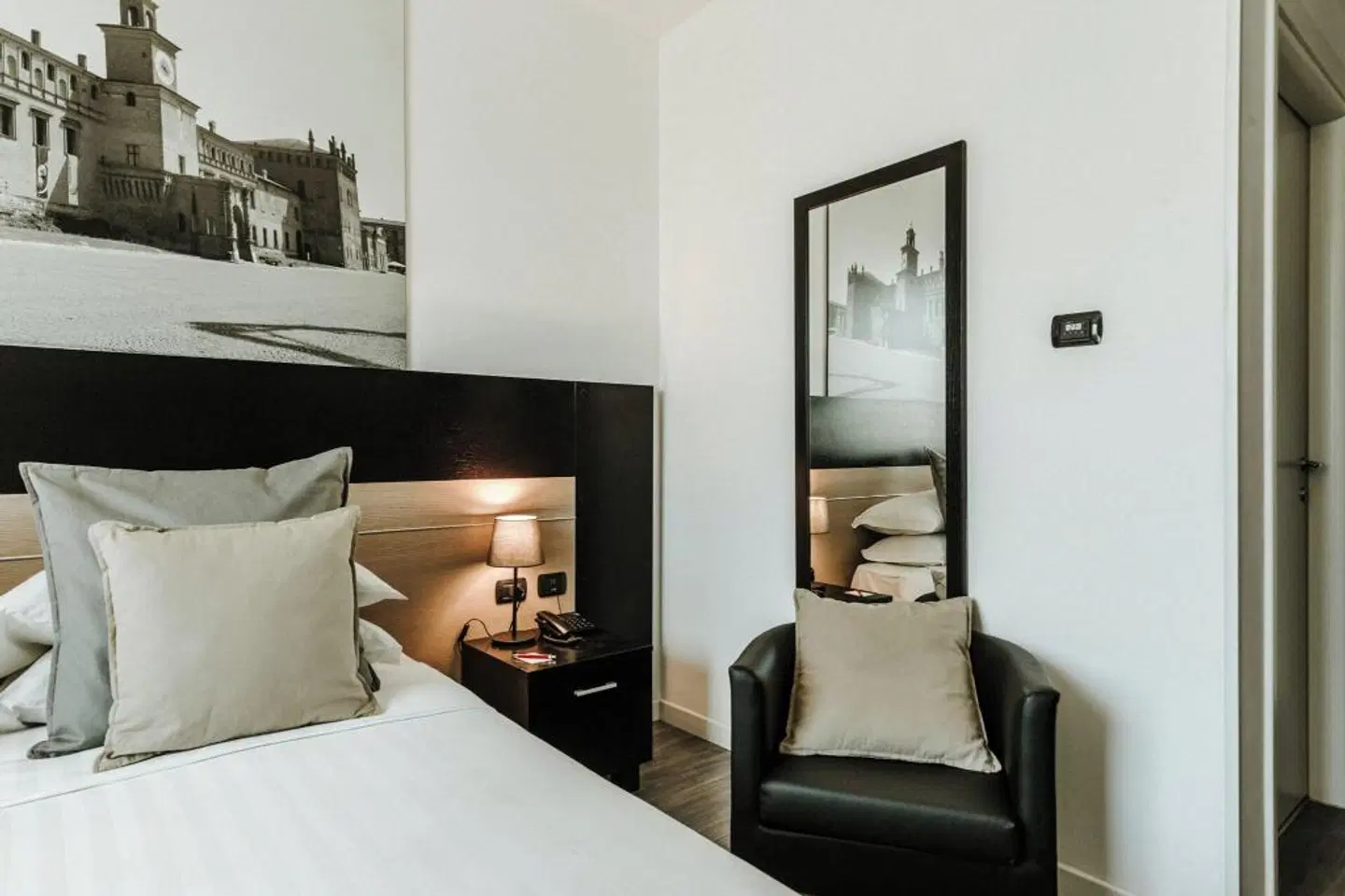 Carpi ROOM_EXAMPLE