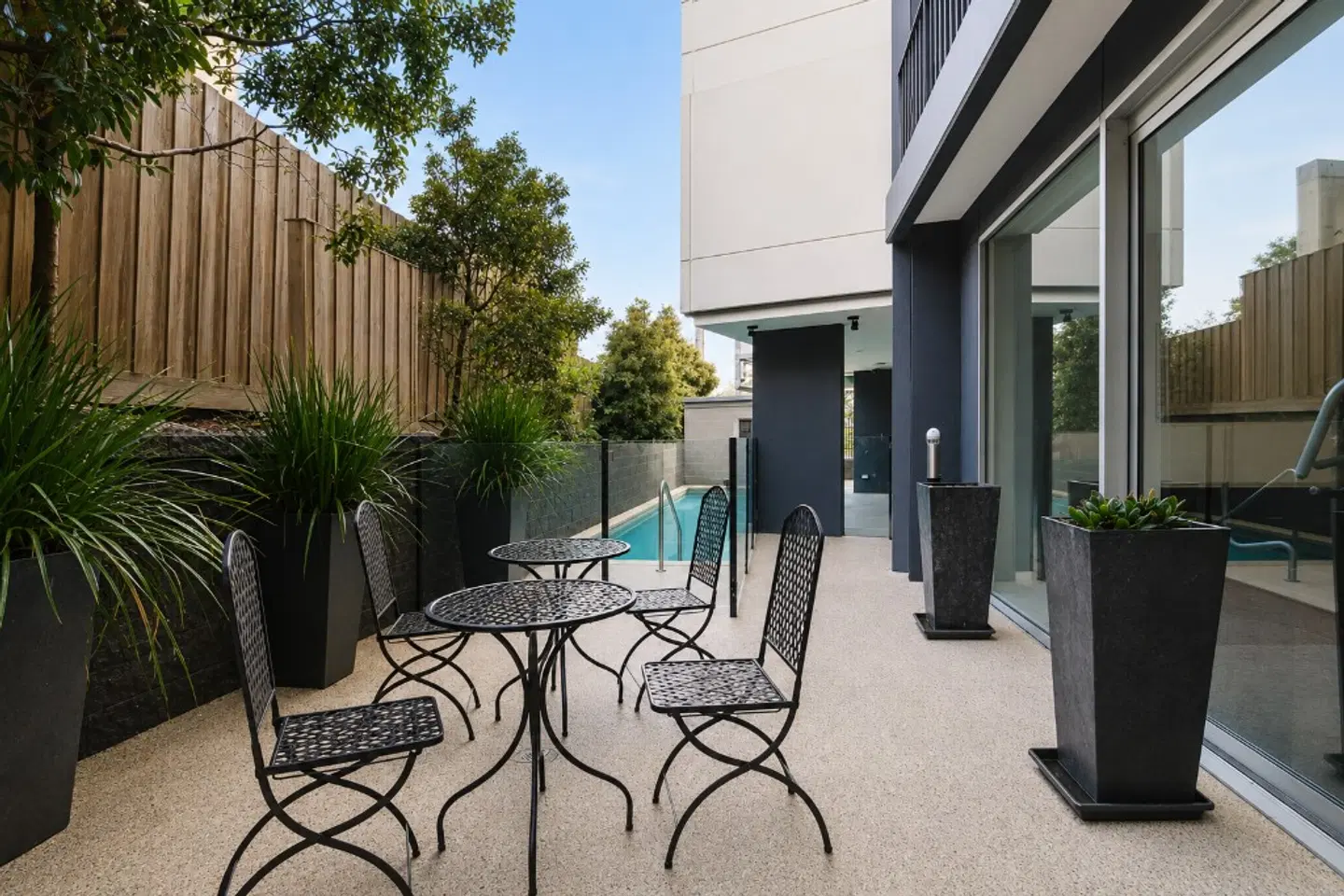Punthill Knox Terrasse