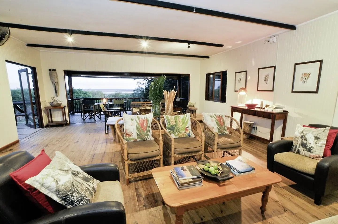 Hluhluwe River Lodge LOUNGE_LOBBY