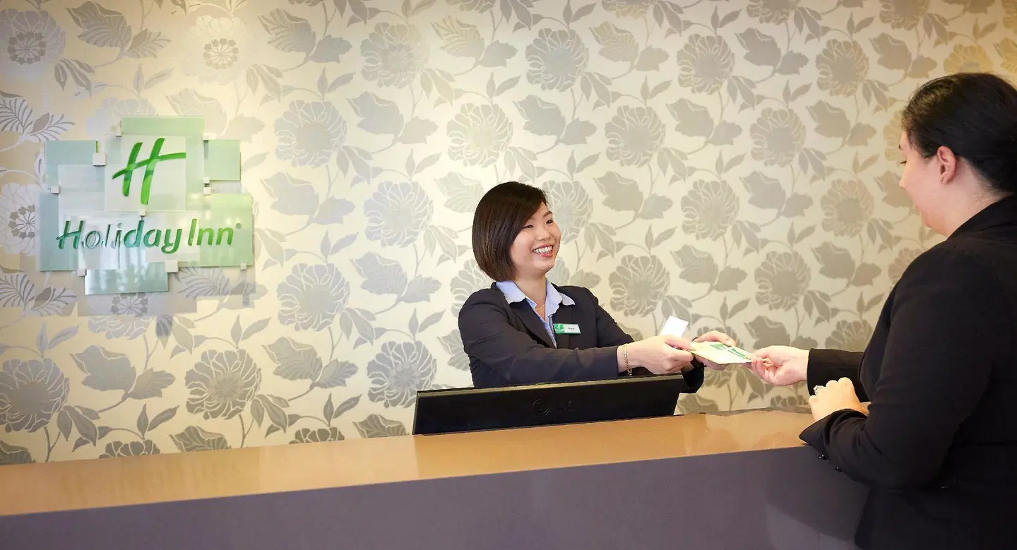 Holiday Inn Parramatta PEOPLE
