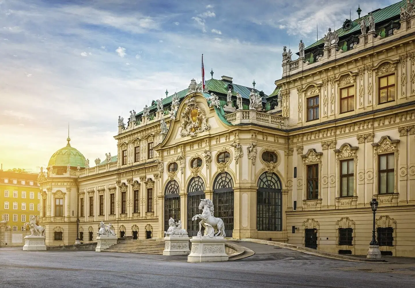 Radreise von Wien nach Budapest EXTERIOR