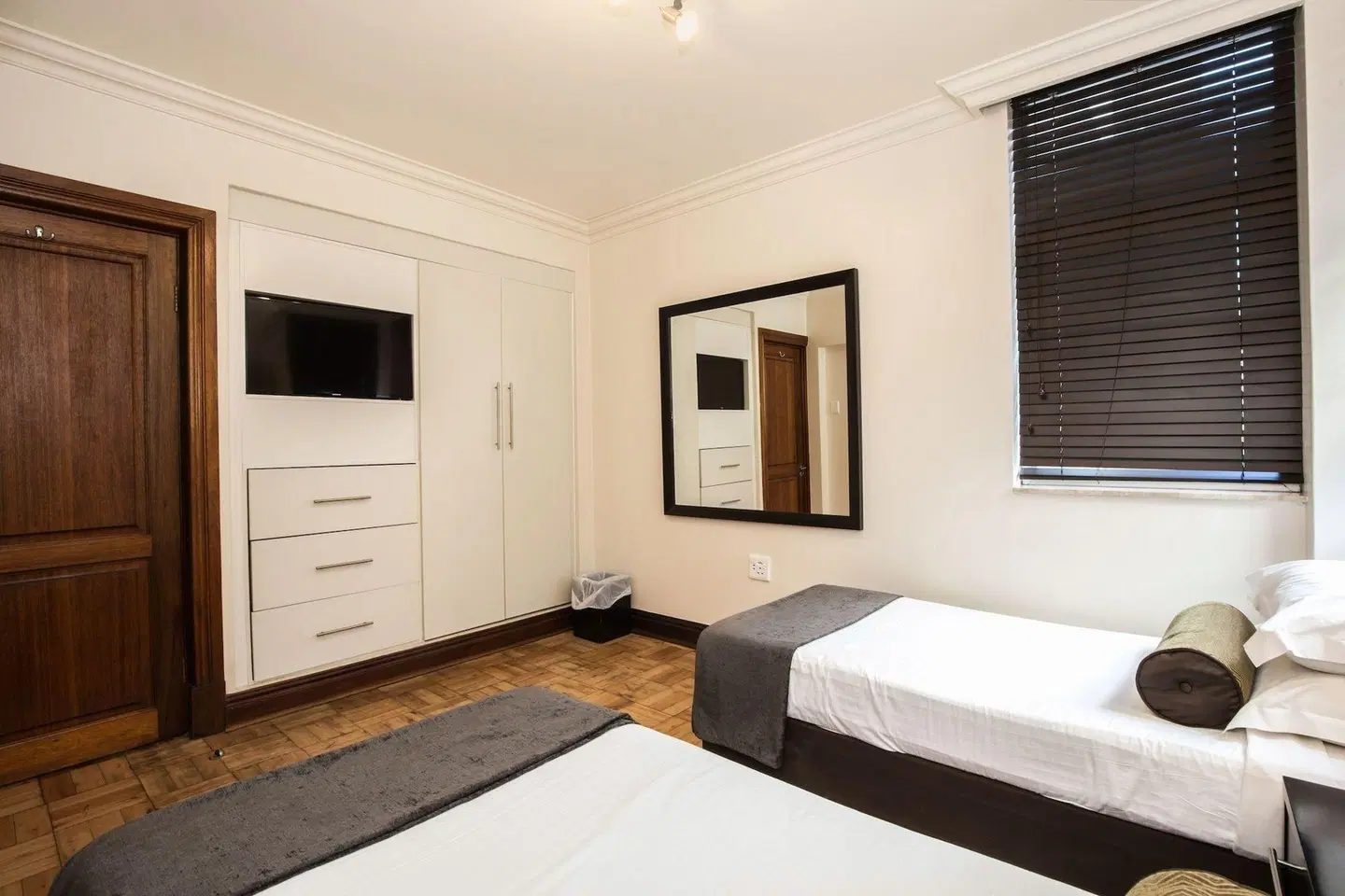 Belaire ROOM_EXAMPLE