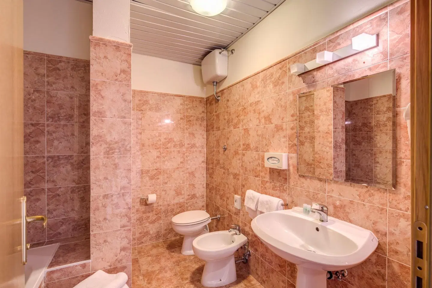 Delle Nazioni Badezimmer