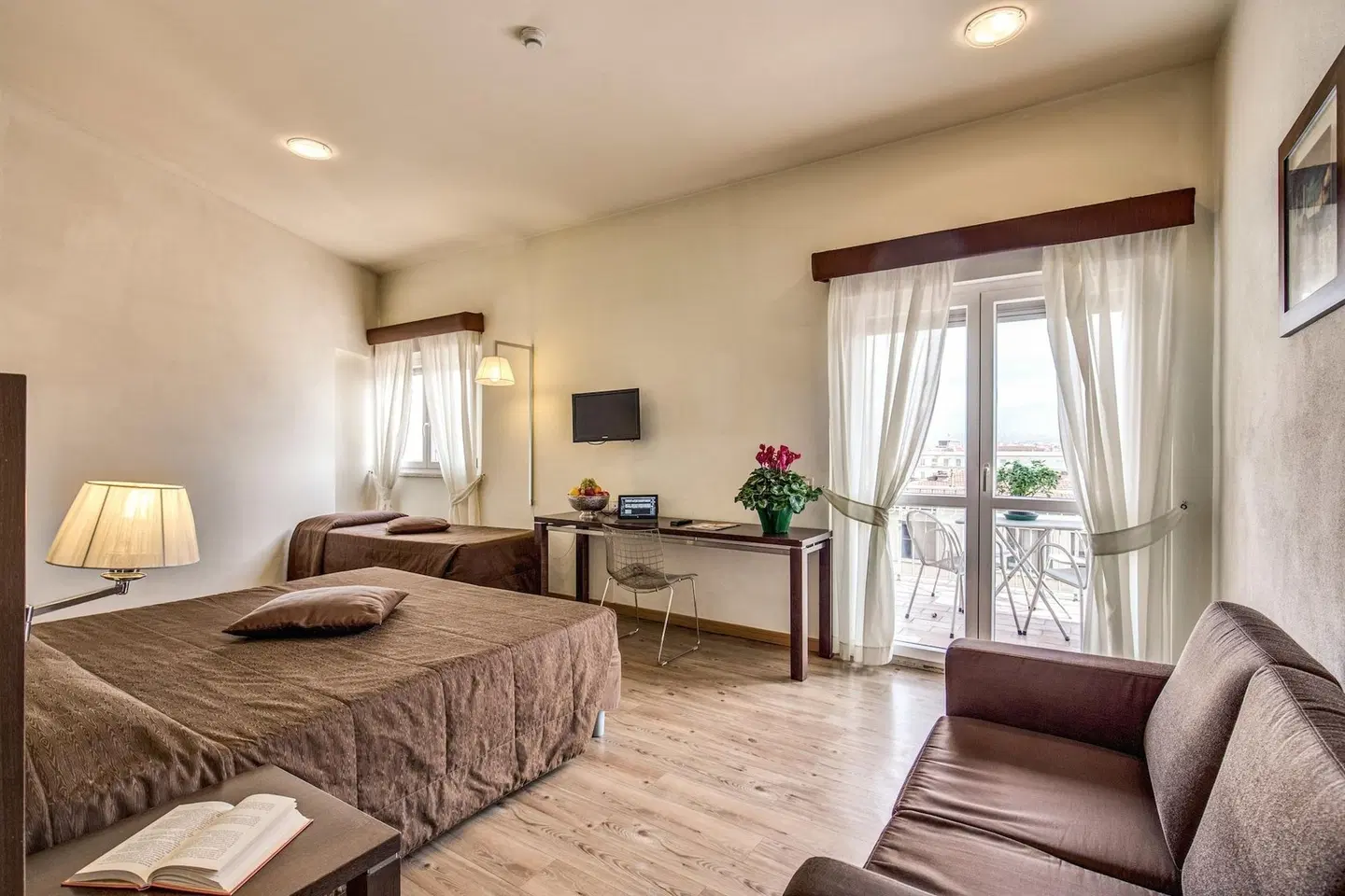 Delle Nazioni ROOM_EXAMPLE