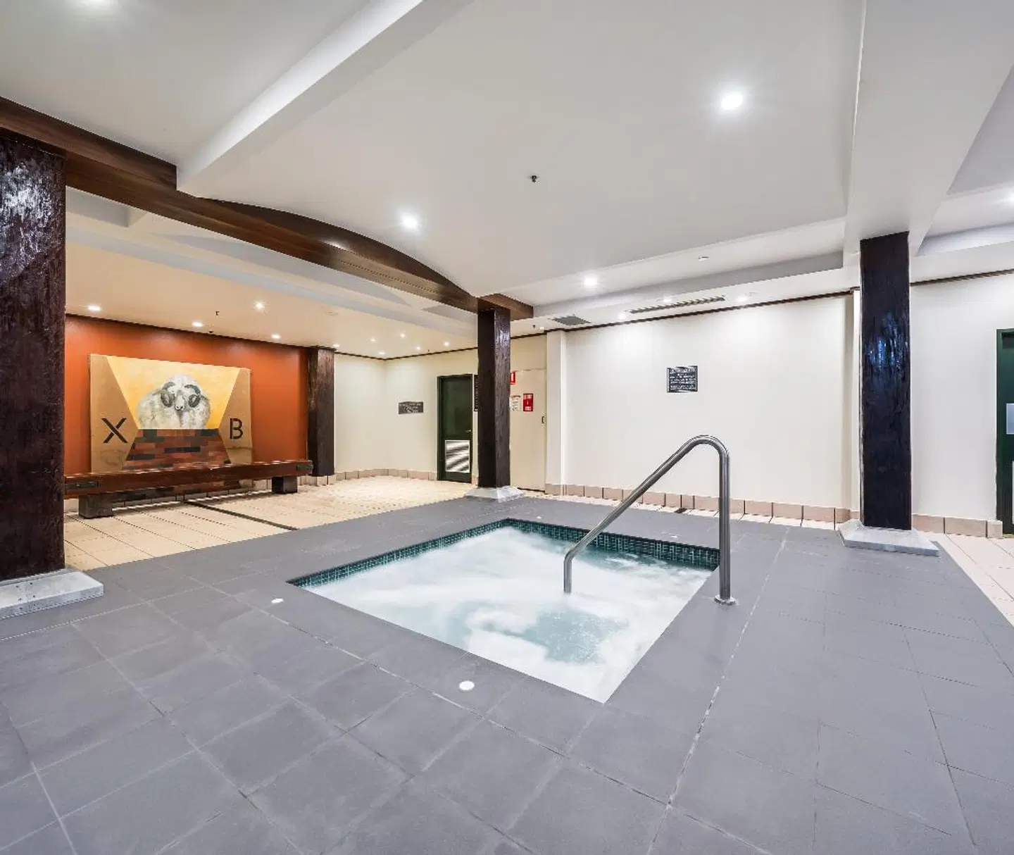 Oaks Sydney Goldsbrough Suites Hallenbad