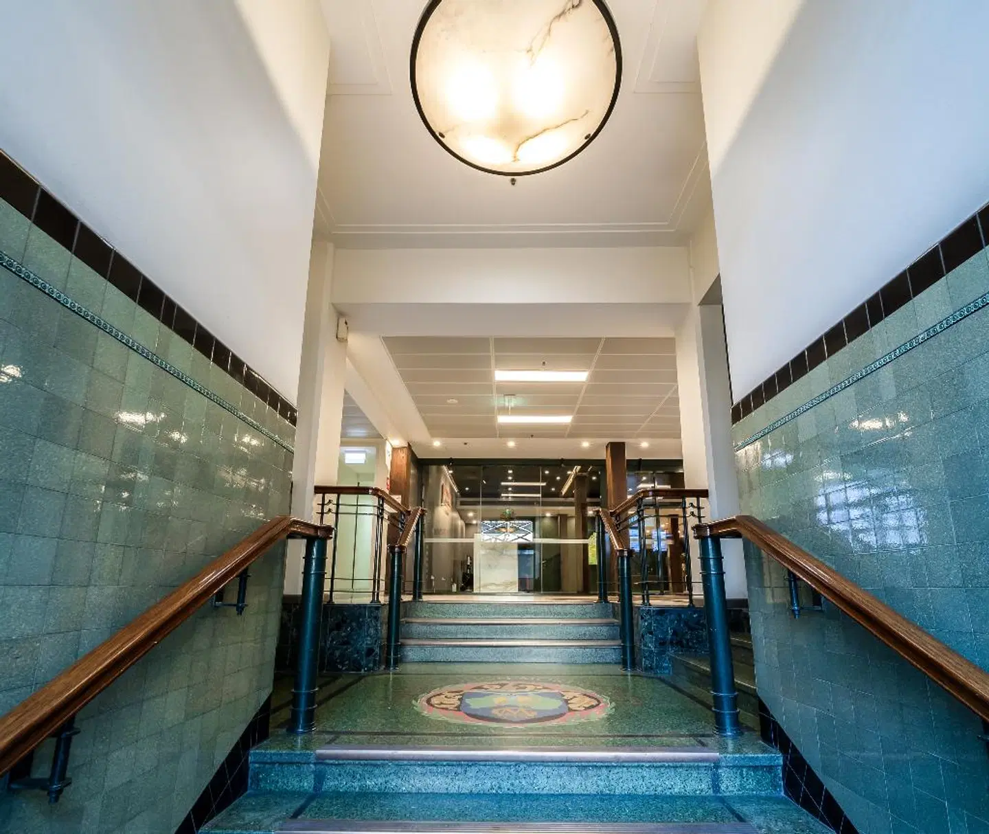Oaks Sydney Goldsbrough Suites Hallenbad