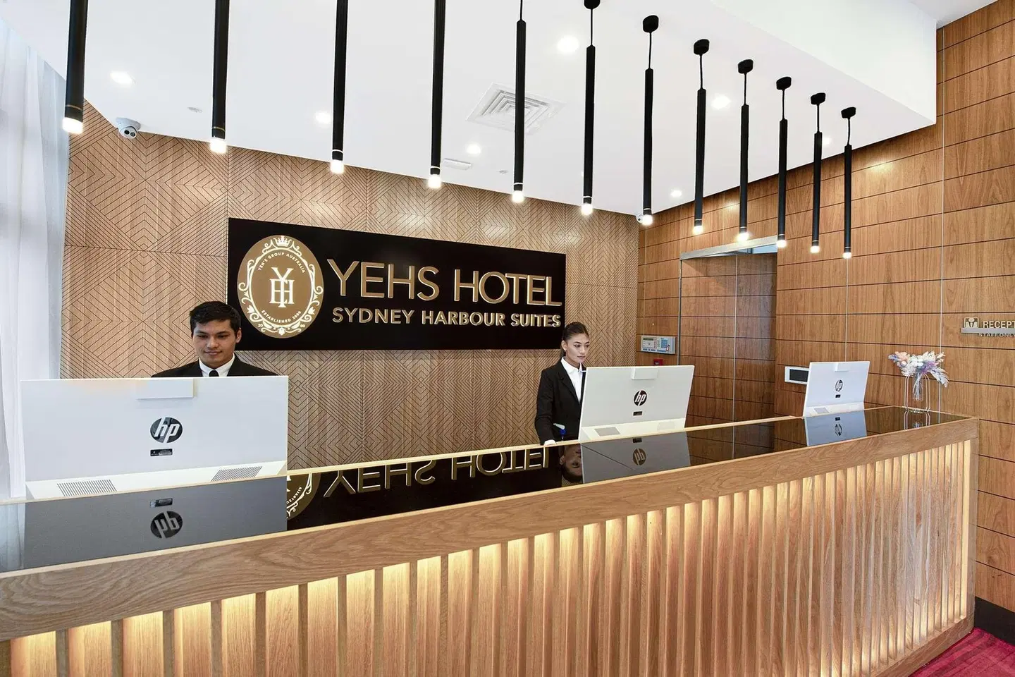 Sydney Hotel Harbour Suites Bar