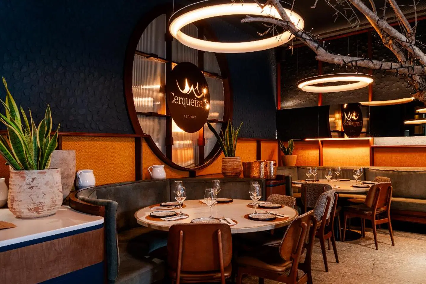 Axis Porto Club Restaurant