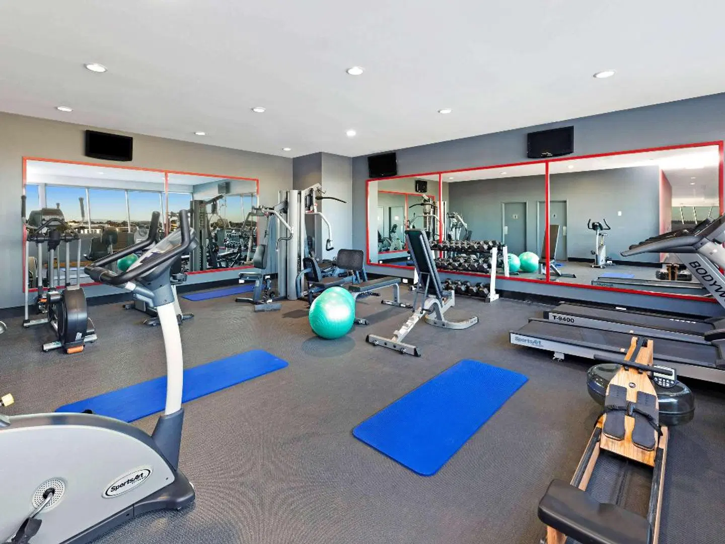 Mercure Melbourne Caroline Springs SPORTS_AND_LEISURE
