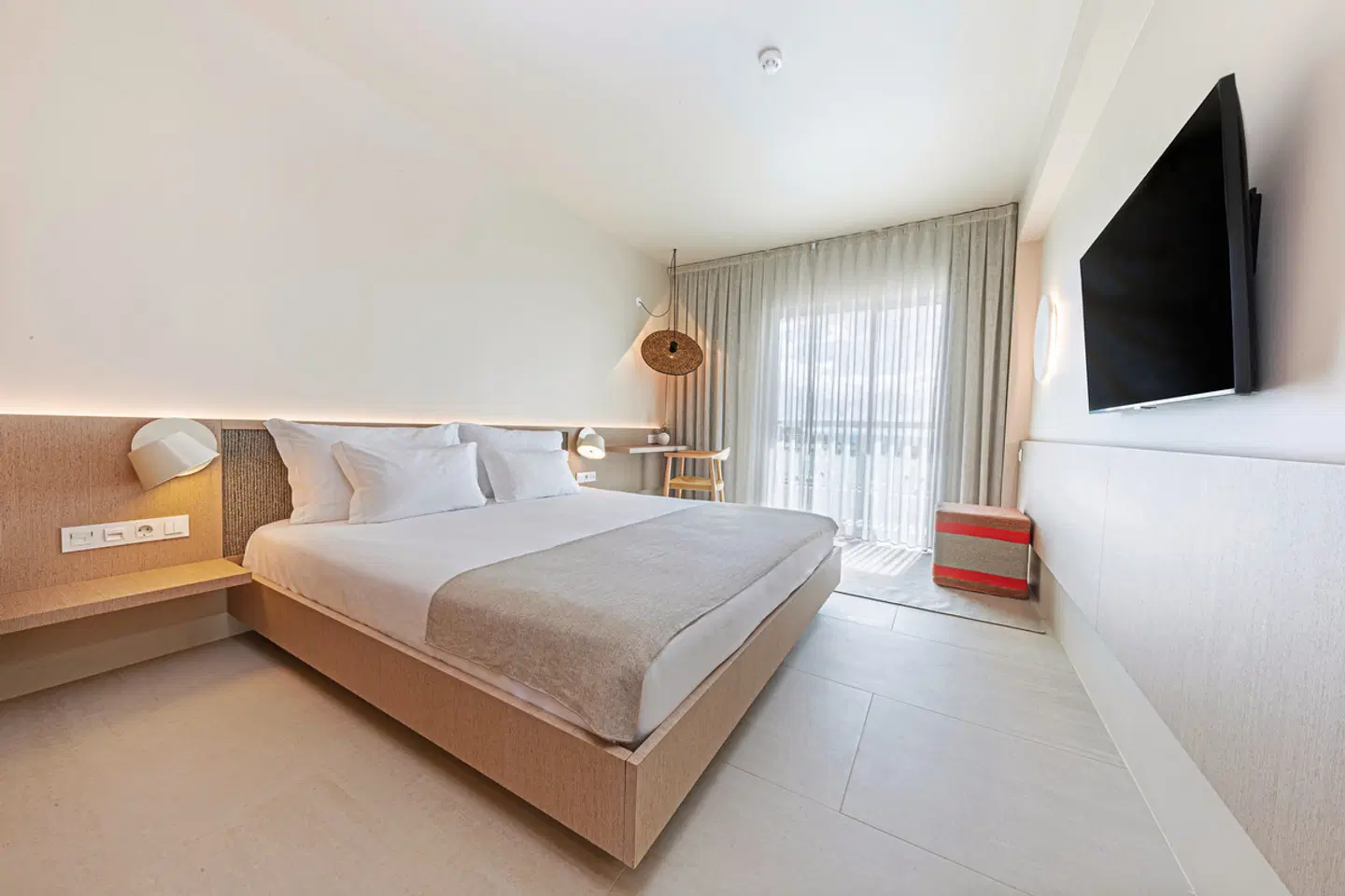 Ozadi Altura Beach Resort ROOM_EXAMPLE