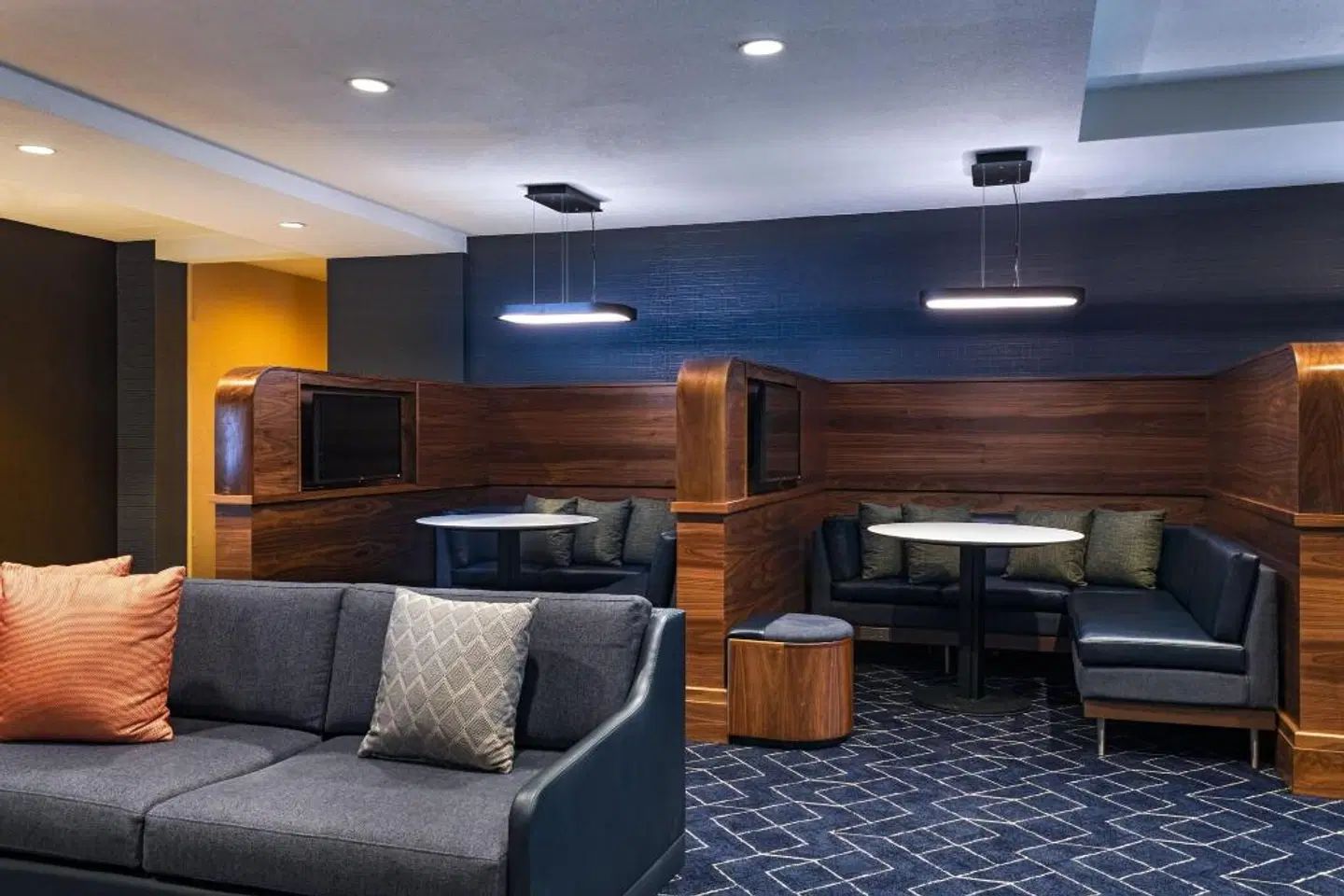 Courtyard by Marriott Dallas Plano in Legacy Park LOUNGE_LOBBY