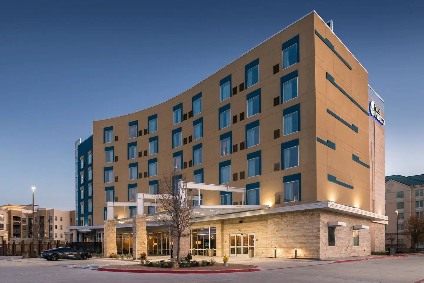 Hotel Indigo Frisco by IHG EXTERIOR