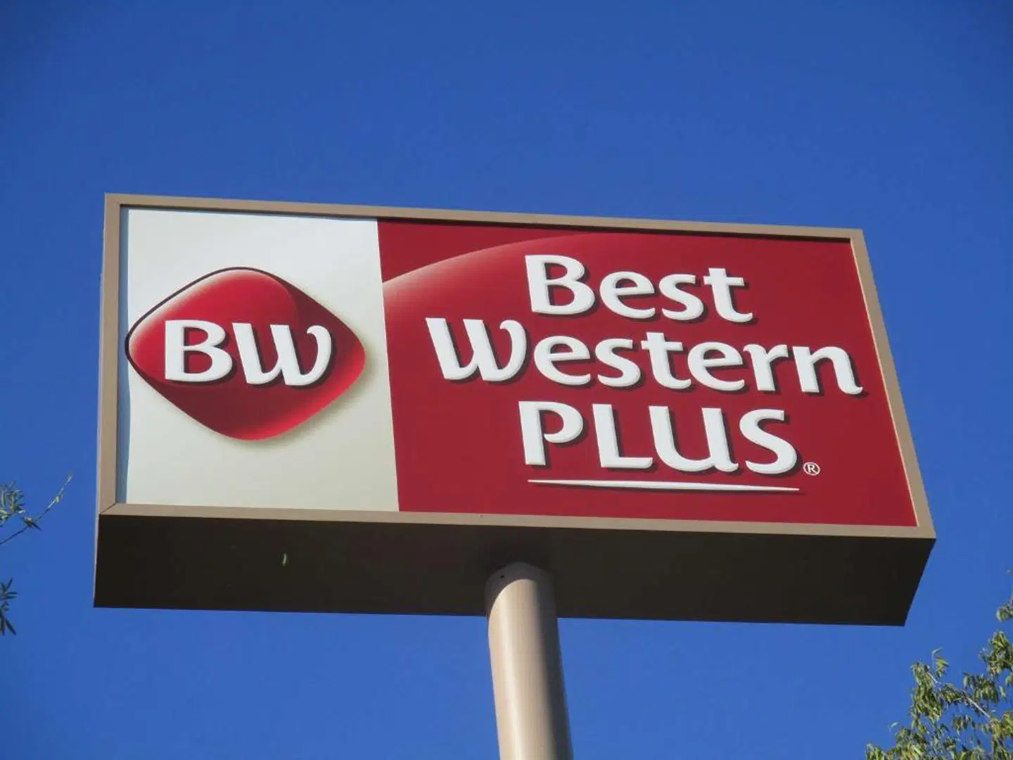 Best Western Plus Roland Inn & Suites Landkarte