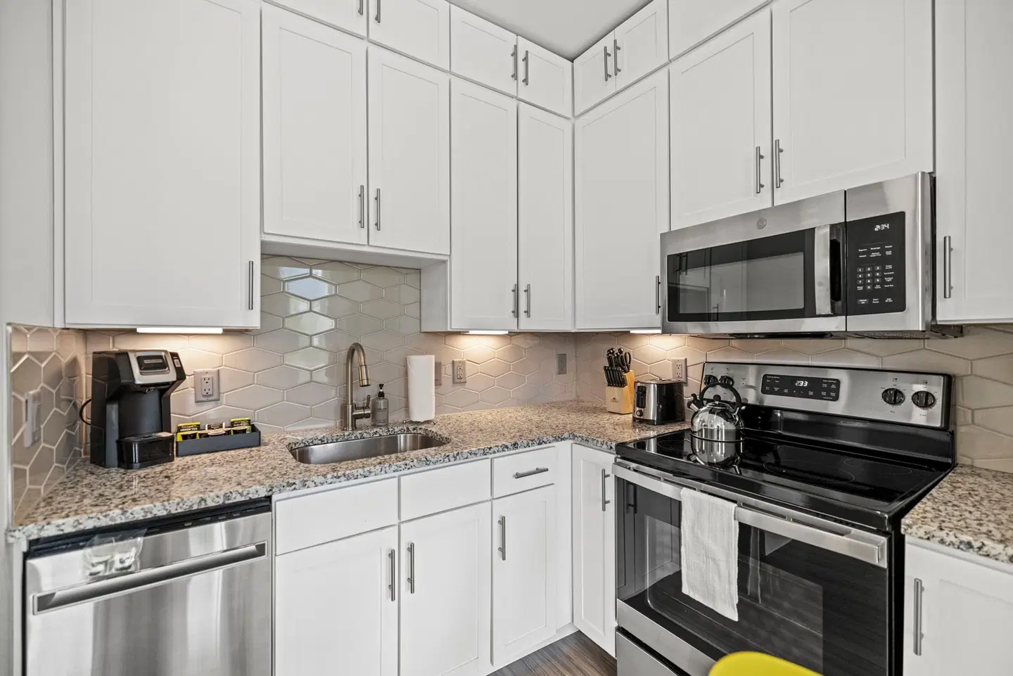 Placemakr Downtown Austin ROOM_EXAMPLE