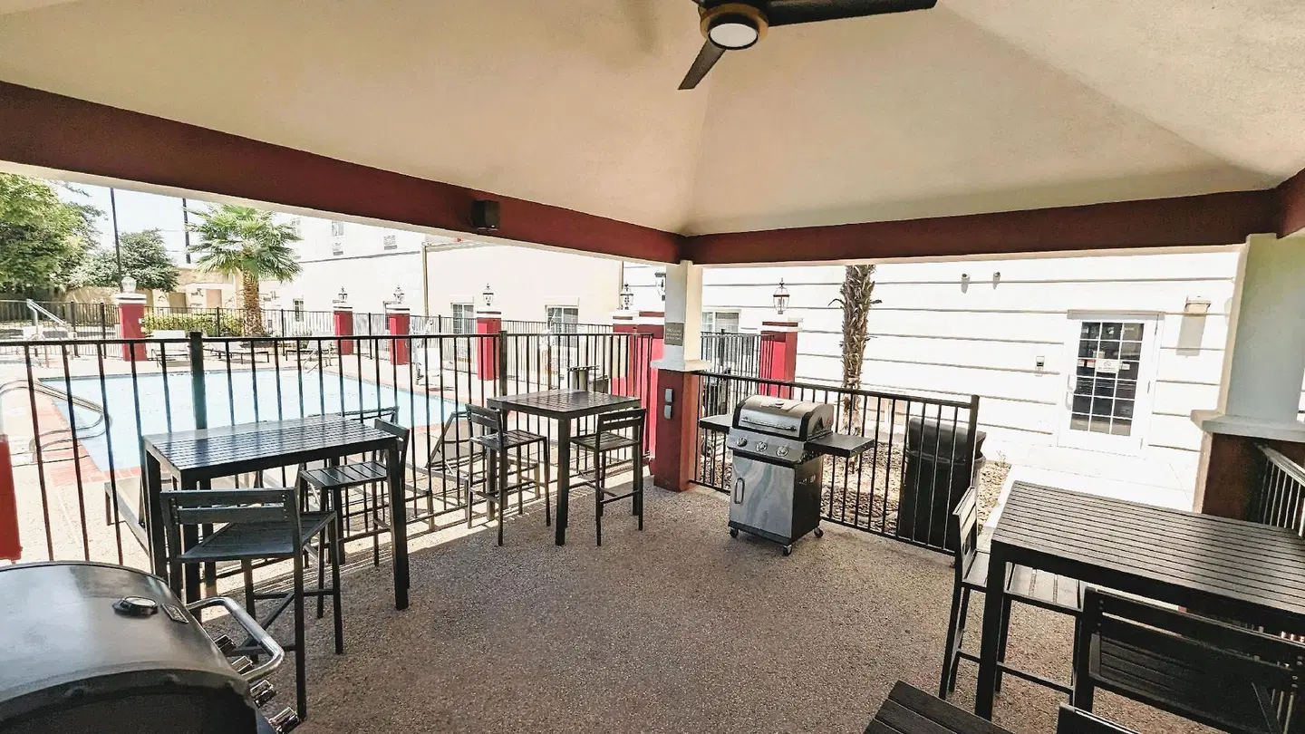 Candlewood Suites San Antonio Downtown by IHG Bar