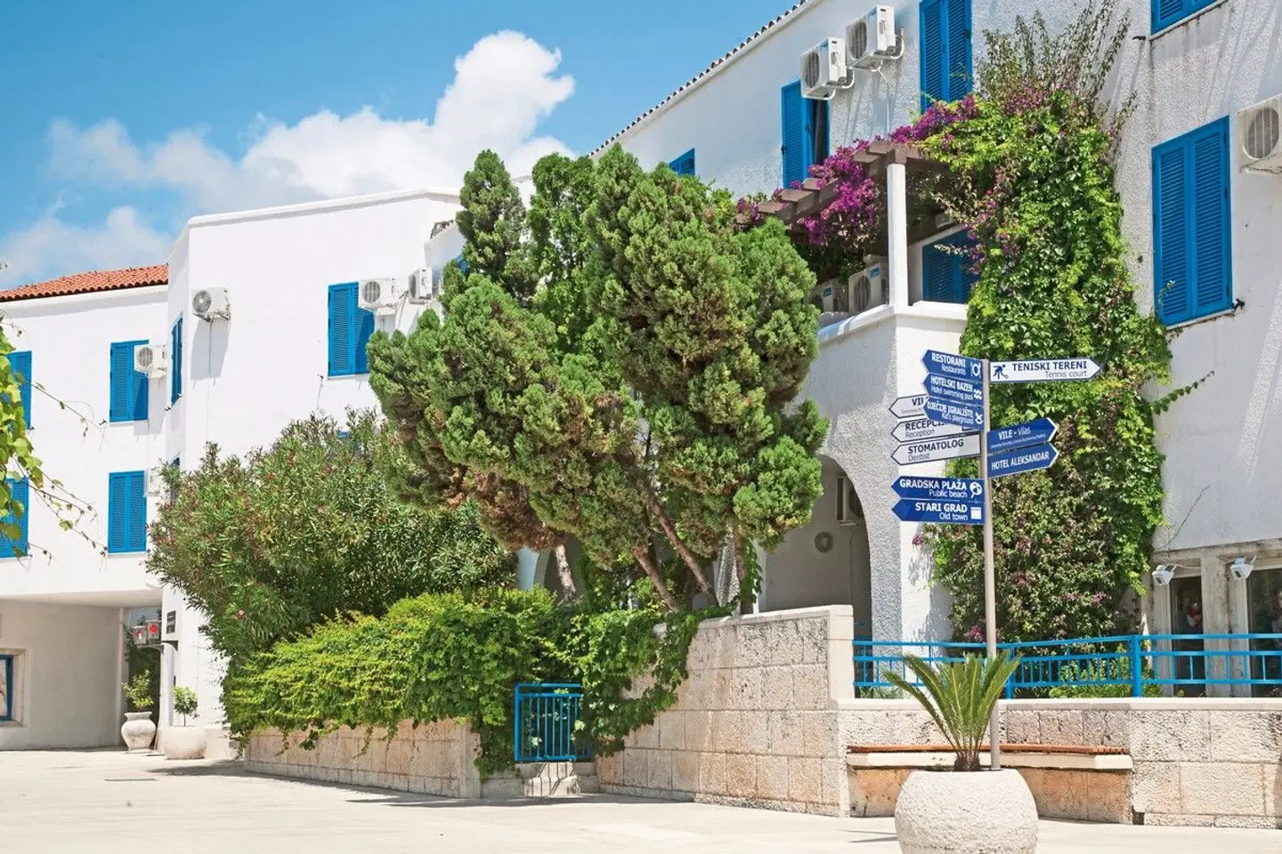Slovenska Plaza EXTERIOR