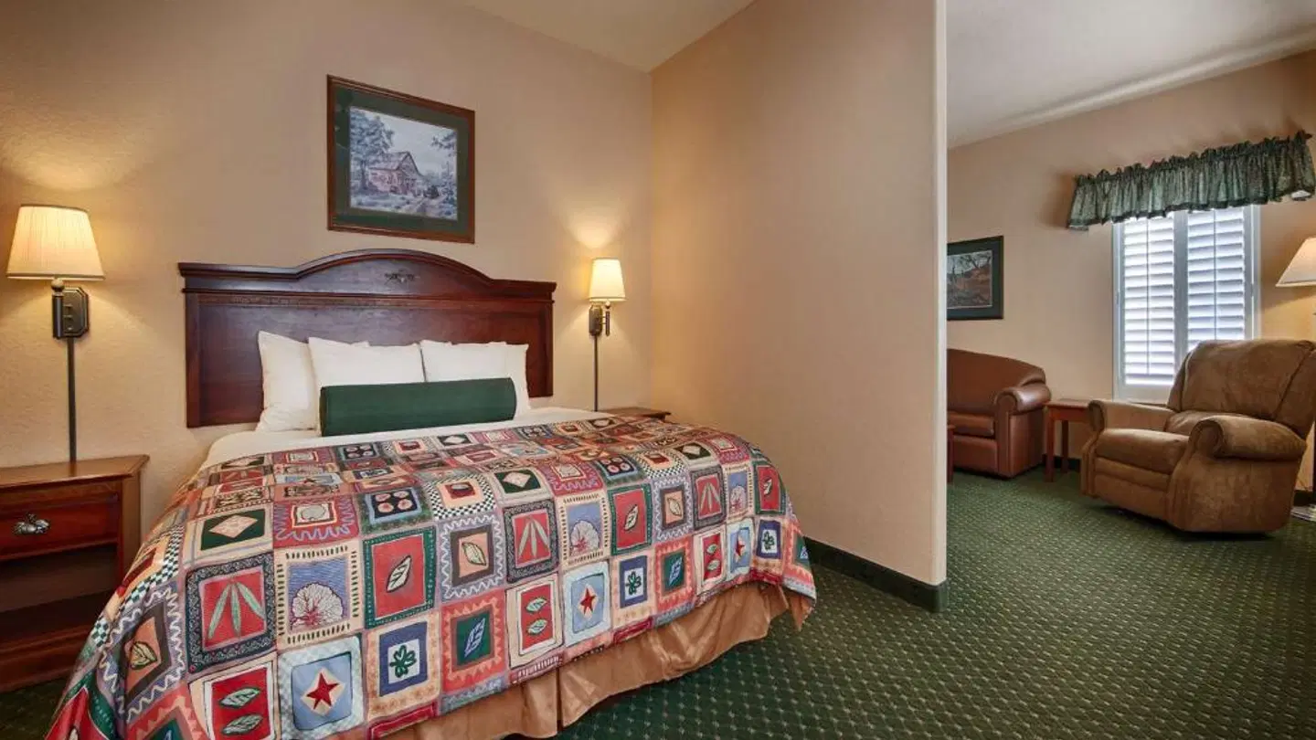 Best Western Plus Fredericksburg ROOM_EXAMPLE