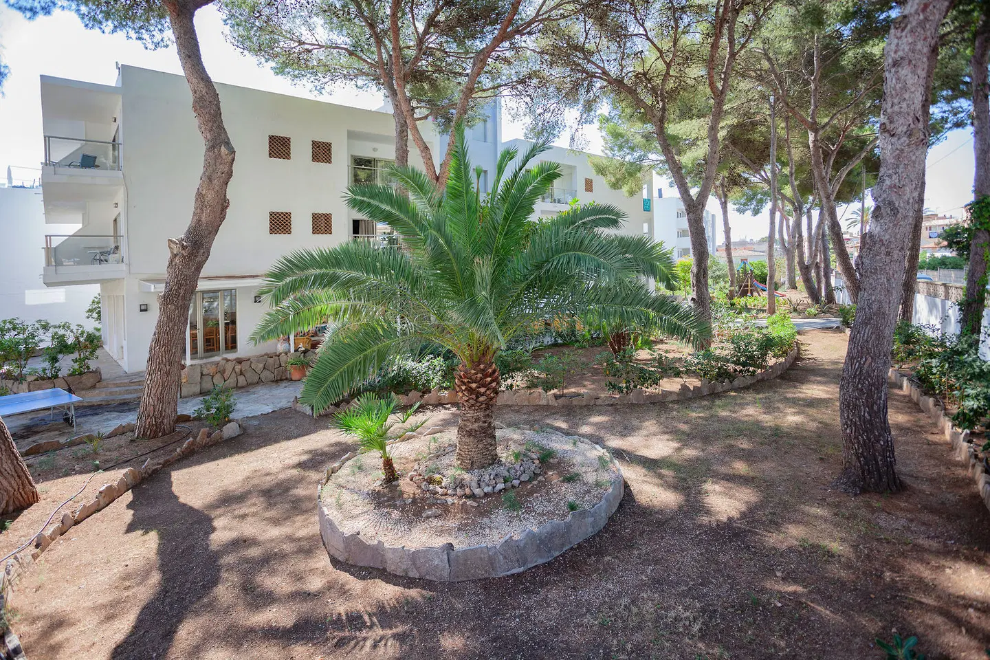 Petit Garden by Flacalco Garten