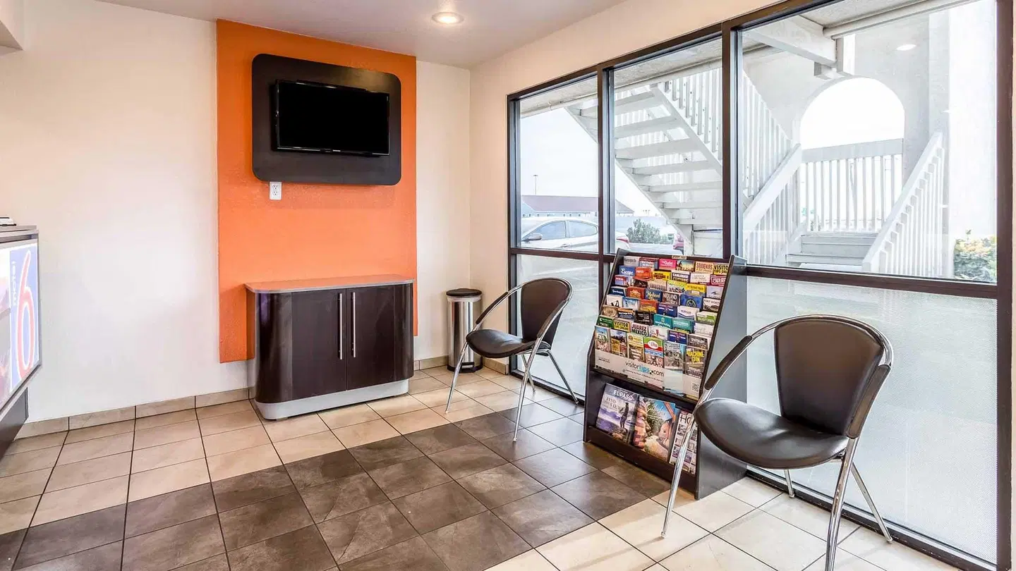 Motel 6 El Paso, TX - East ROOM_EXAMPLE