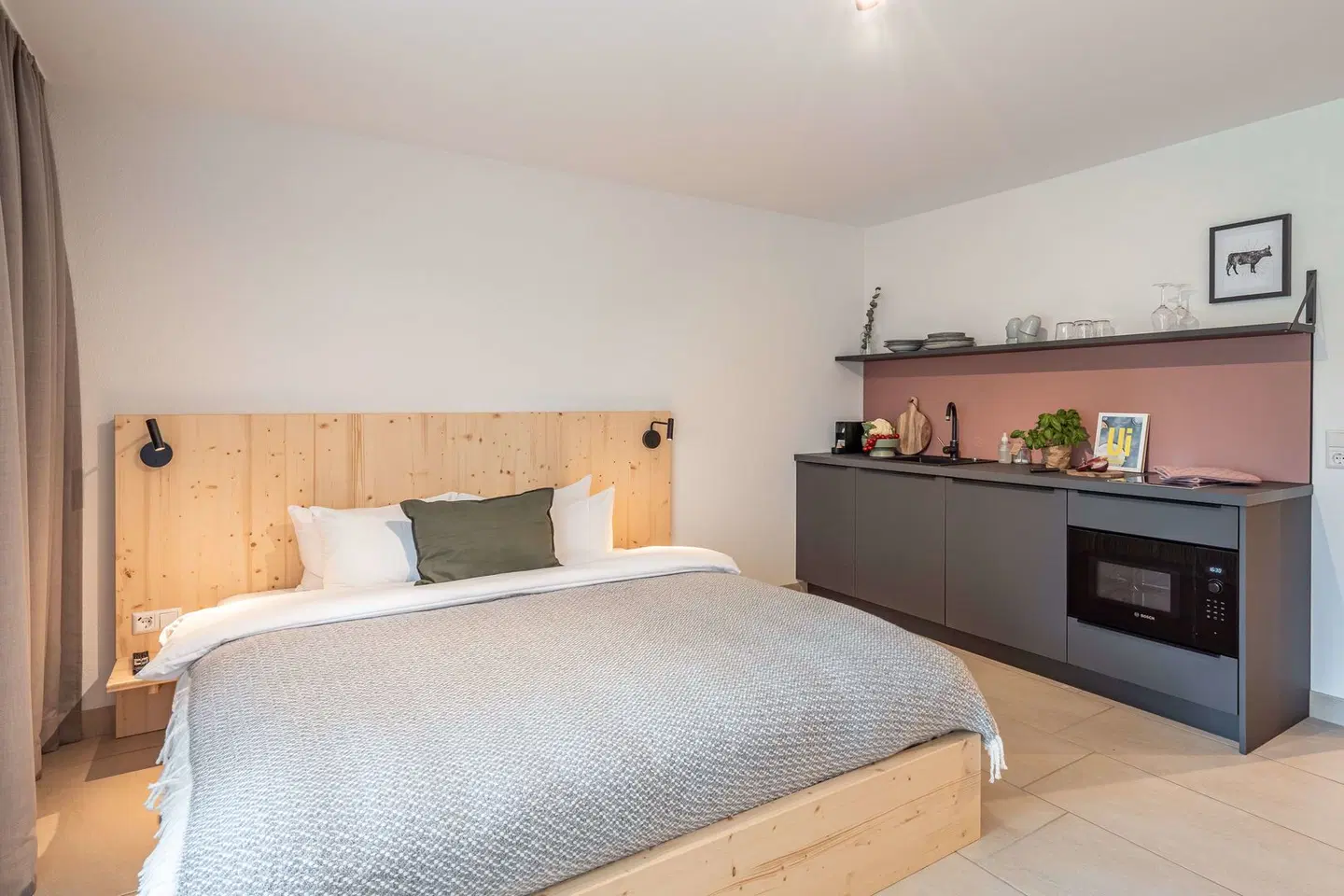 stuub jostal ROOM_EXAMPLE