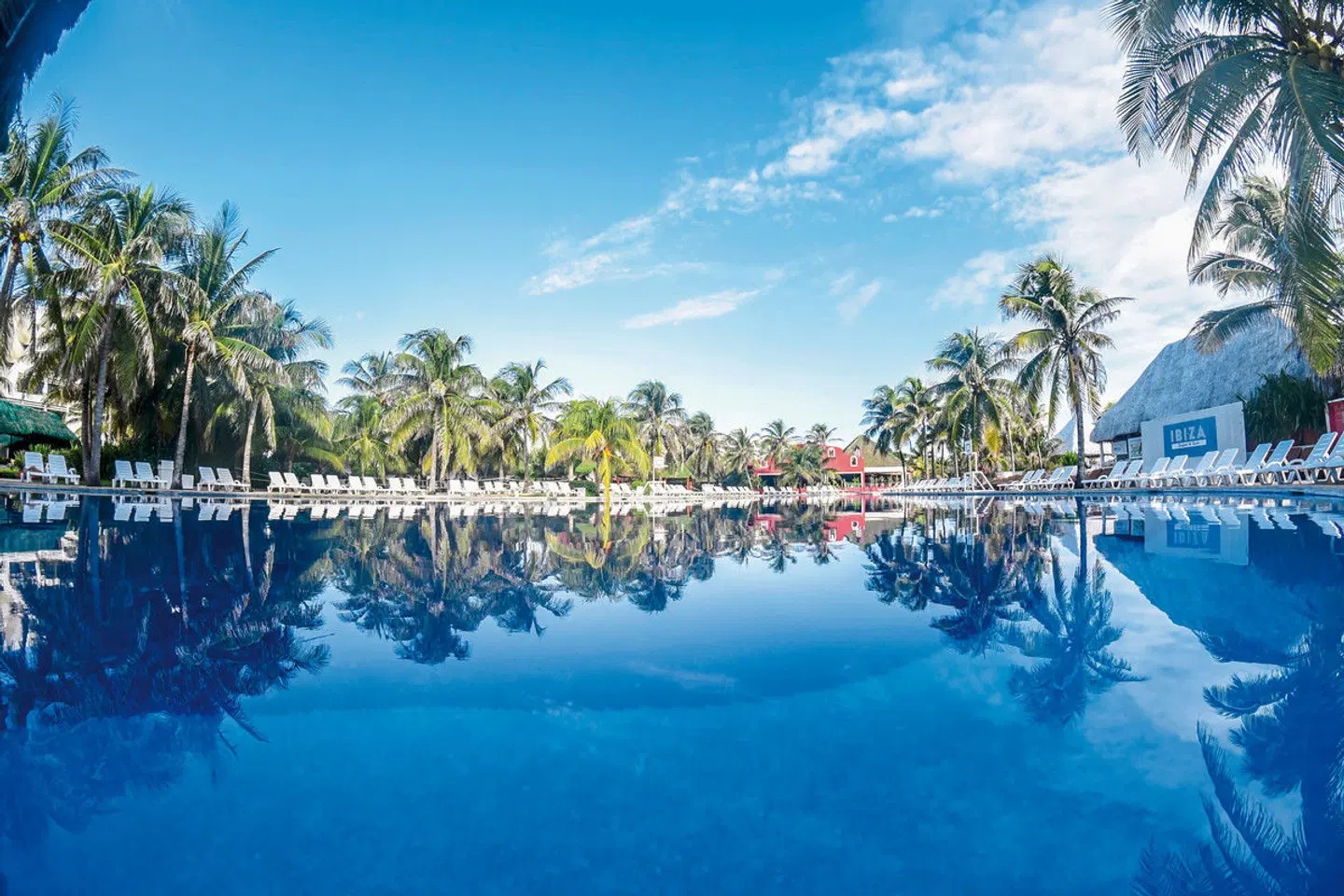 Grand Oasis Cancún OUTDOOR_POOL