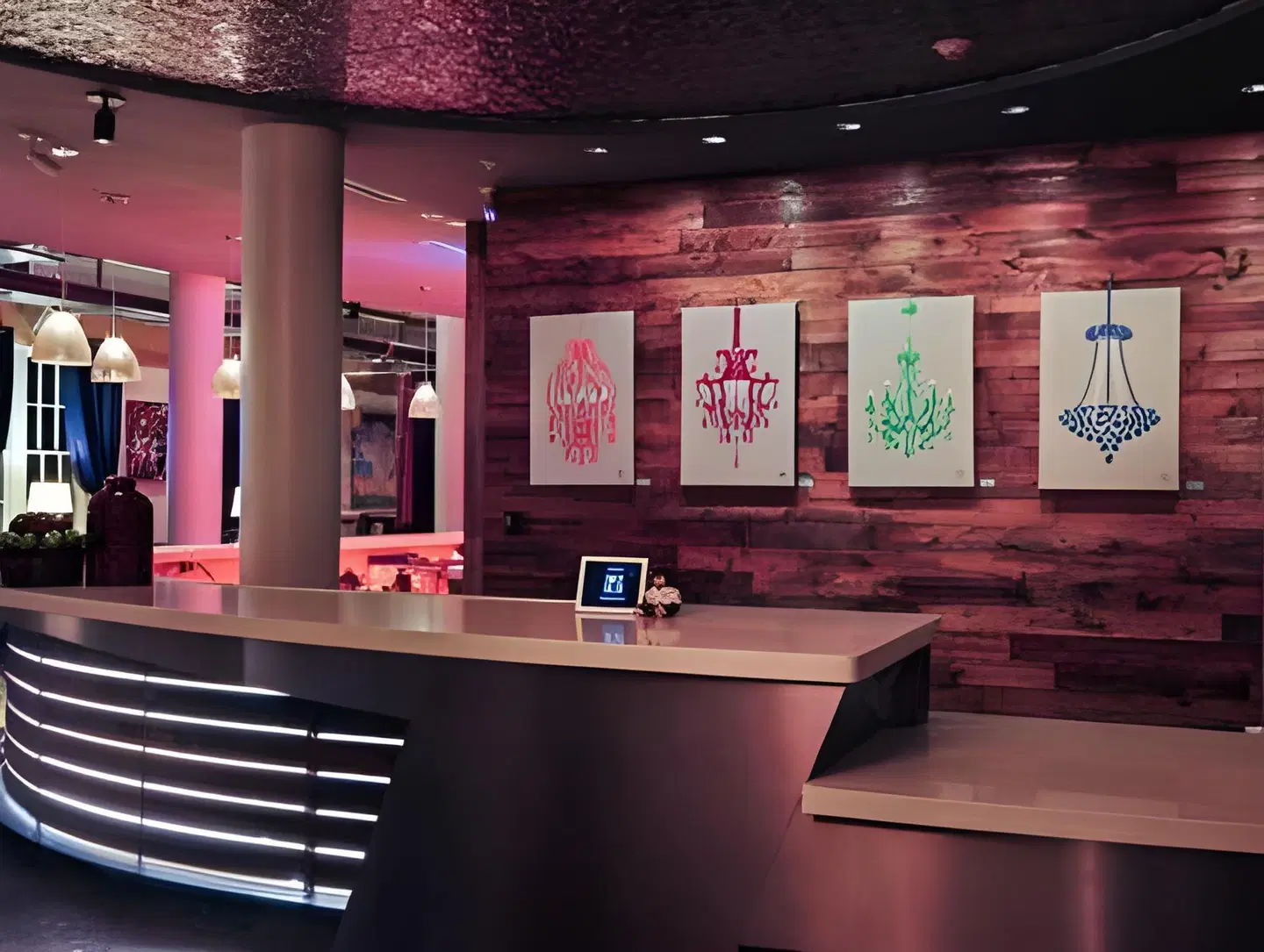 Canvas Hotel Dallas Bar