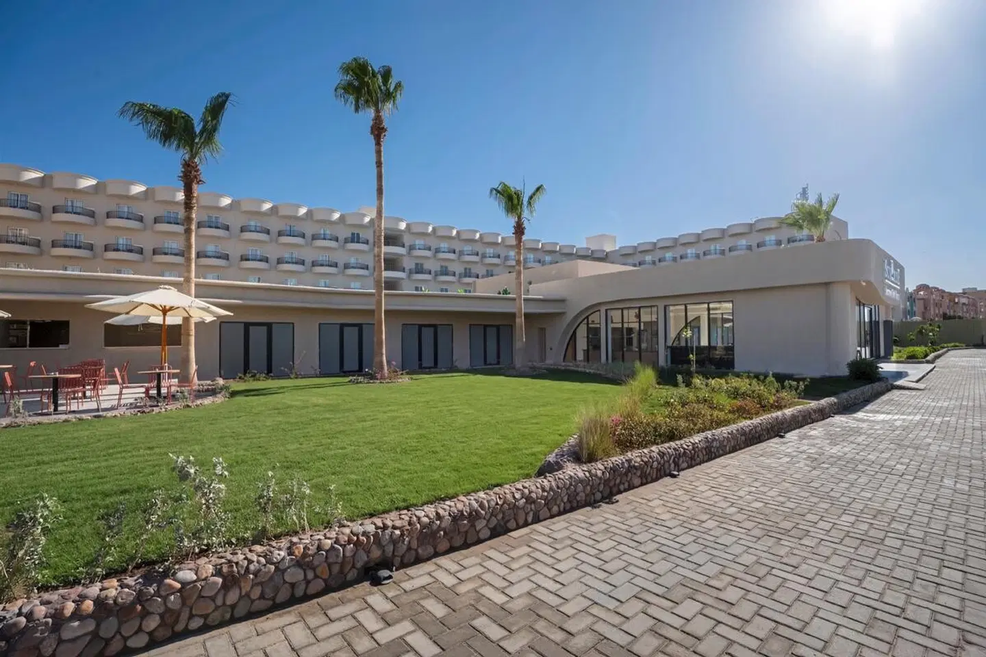 SUNRISE Serano Club Resort EXTERIOR