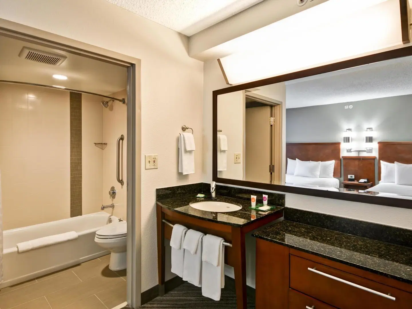 Hyatt Place San Antonio North Stone Oak ROOM_EXAMPLE