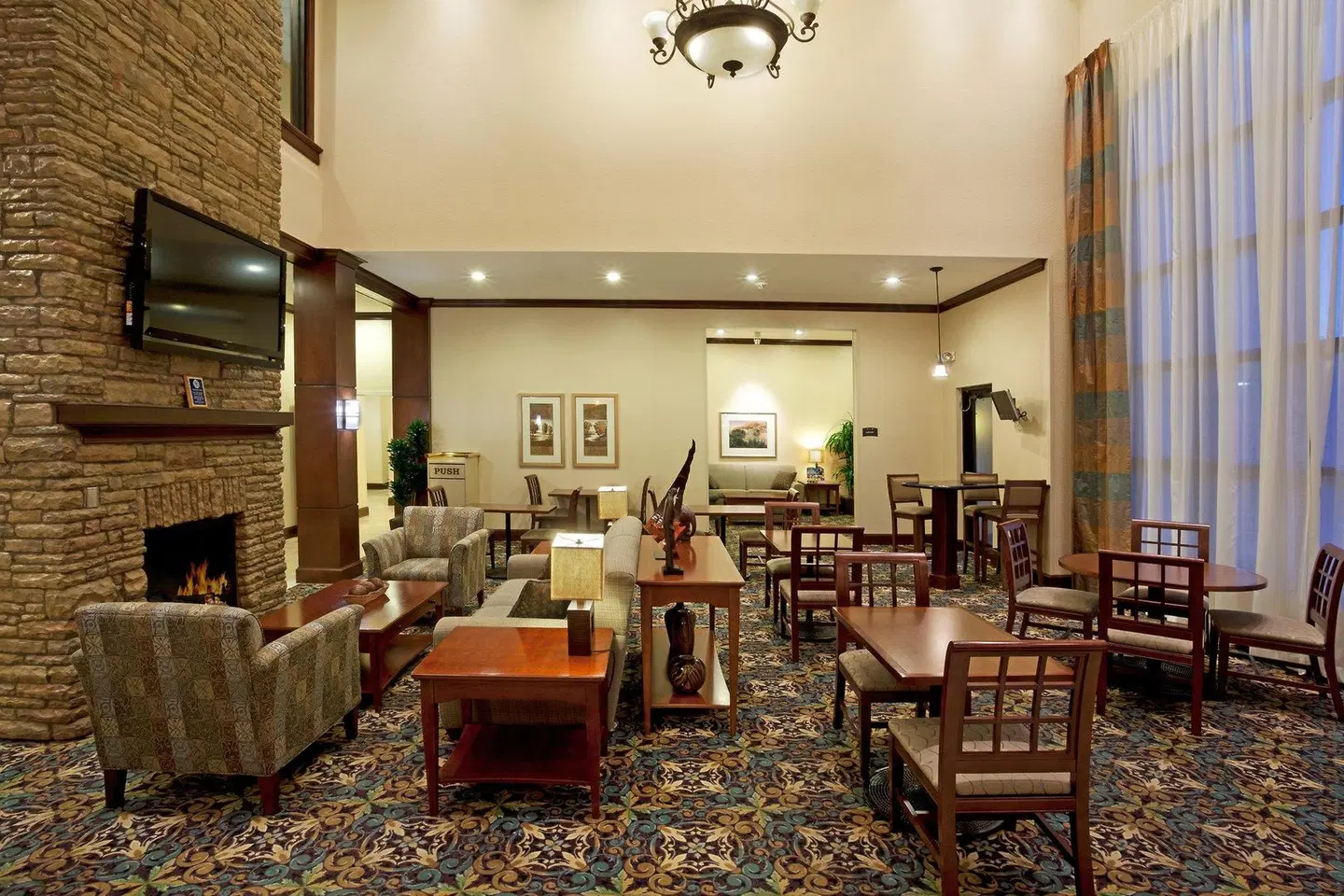 Staybridge Suites San Antonio Sea World by IHG LOUNGE_LOBBY