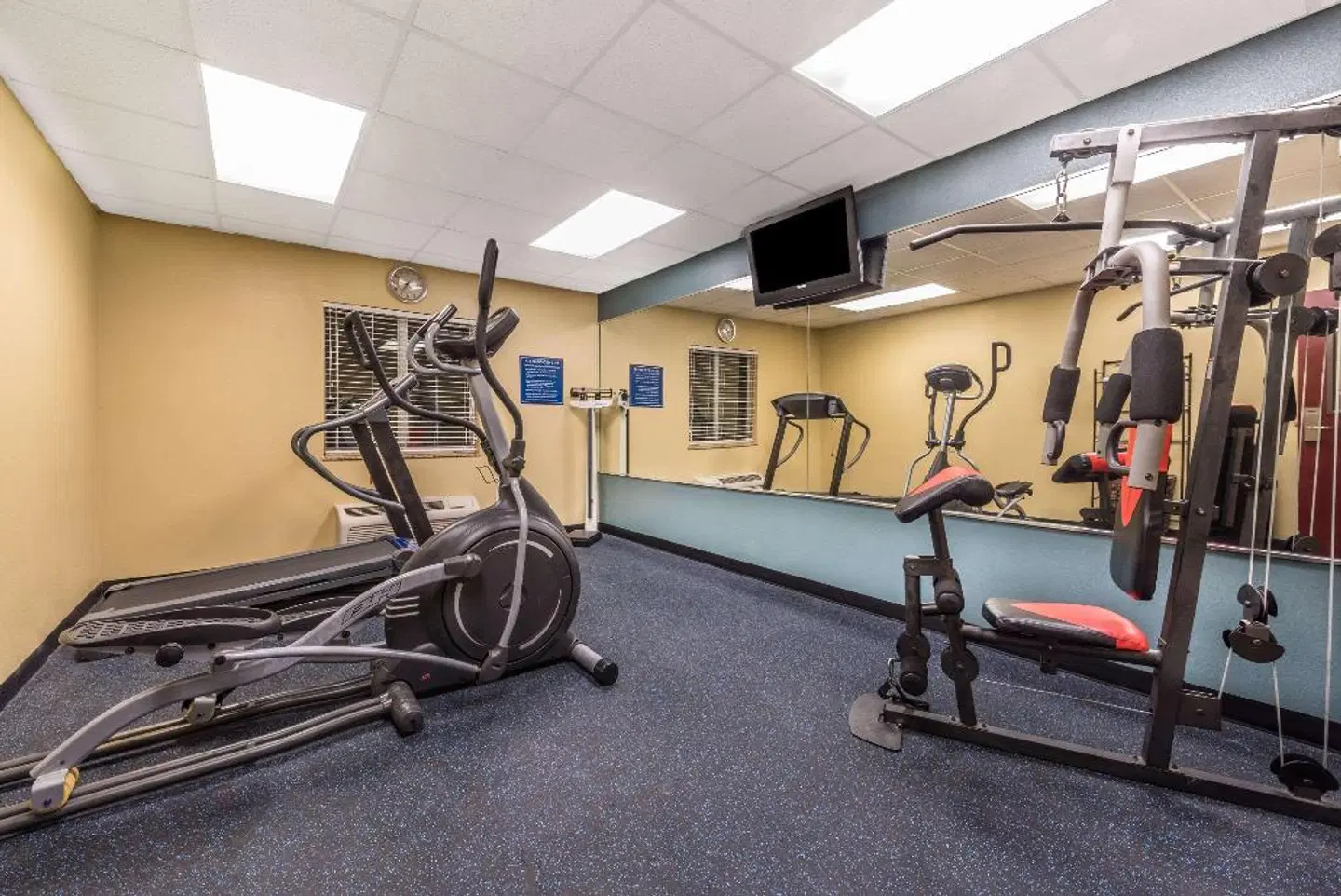 Days Inn by Wyndham Rockdale Texas SPORTS_AND_LEISURE