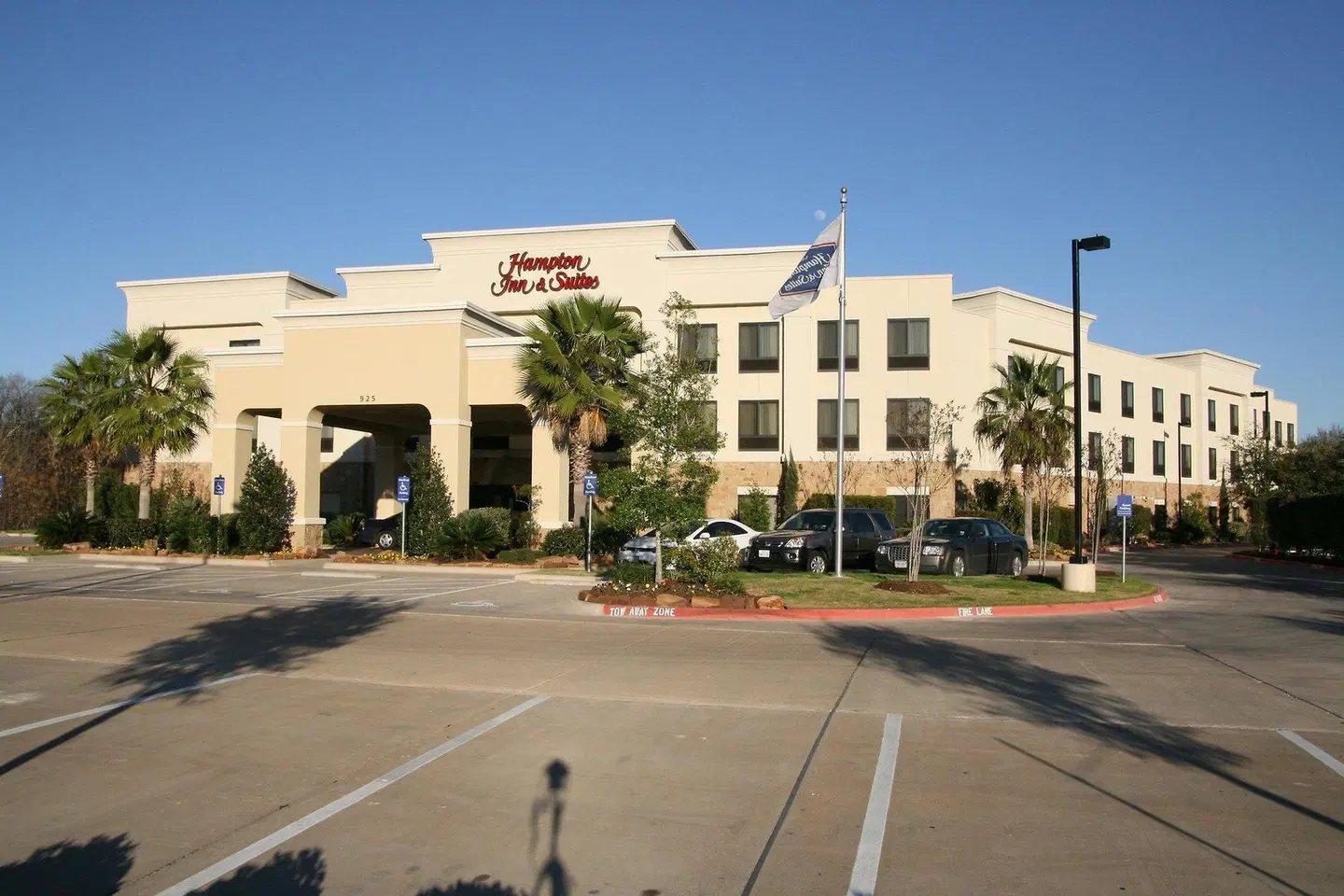 Hampton Inn & Suites College Station/US 6-East Bypass EXTERIOR