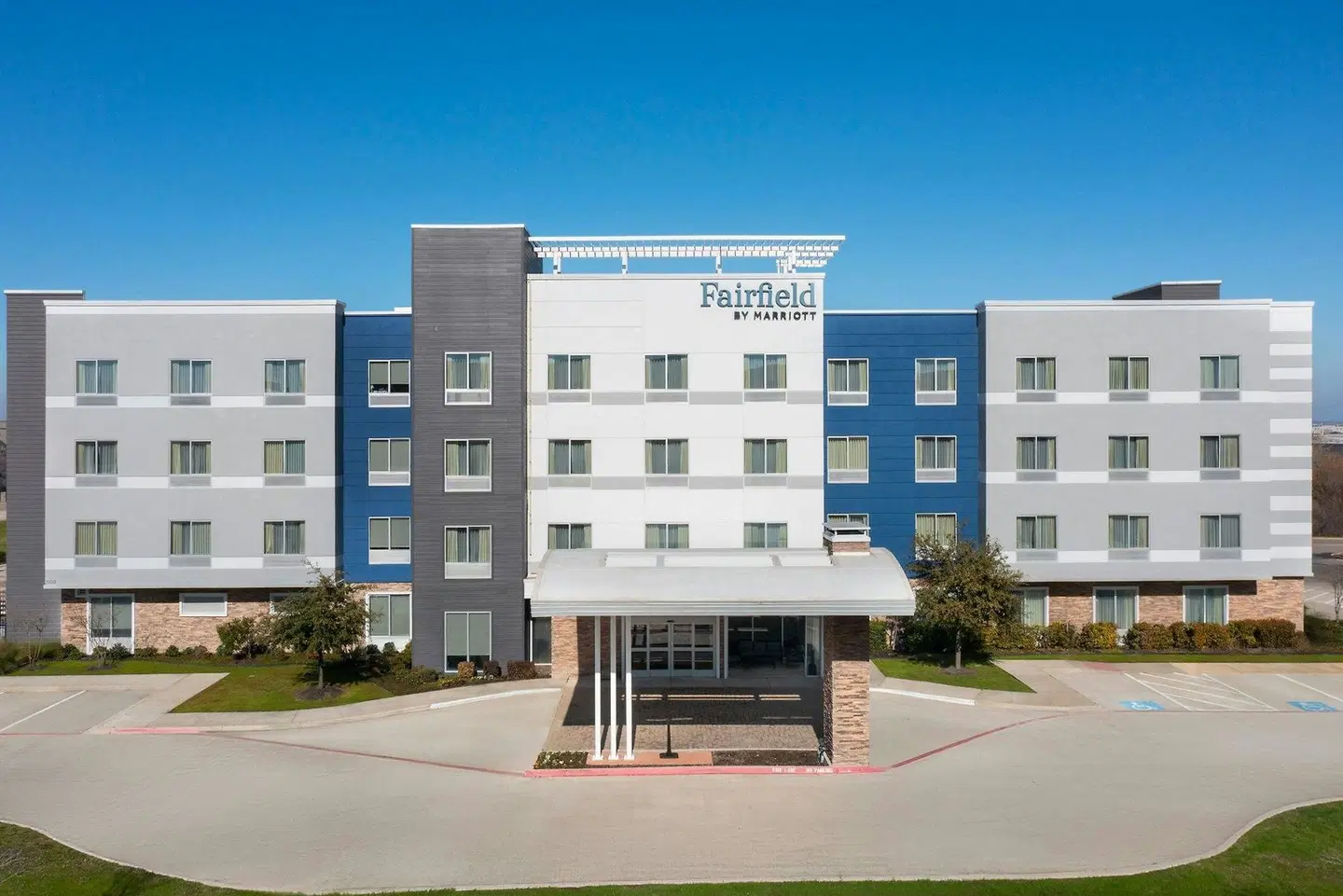 Fairfield by Marriott Inn & Suites Dallas West/I-30 EXTERIOR