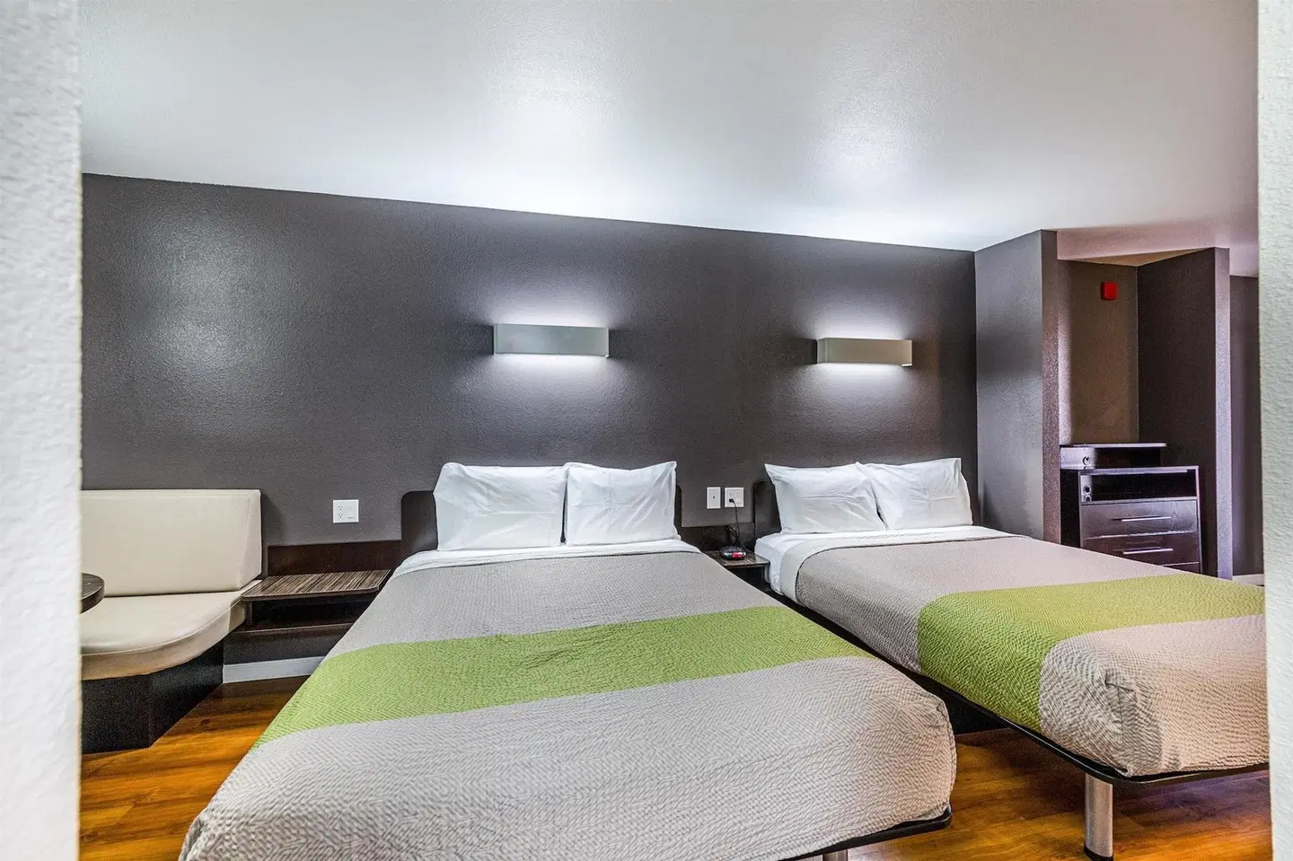 Studio 6 San Antonio, TX - Airport ROOM_EXAMPLE