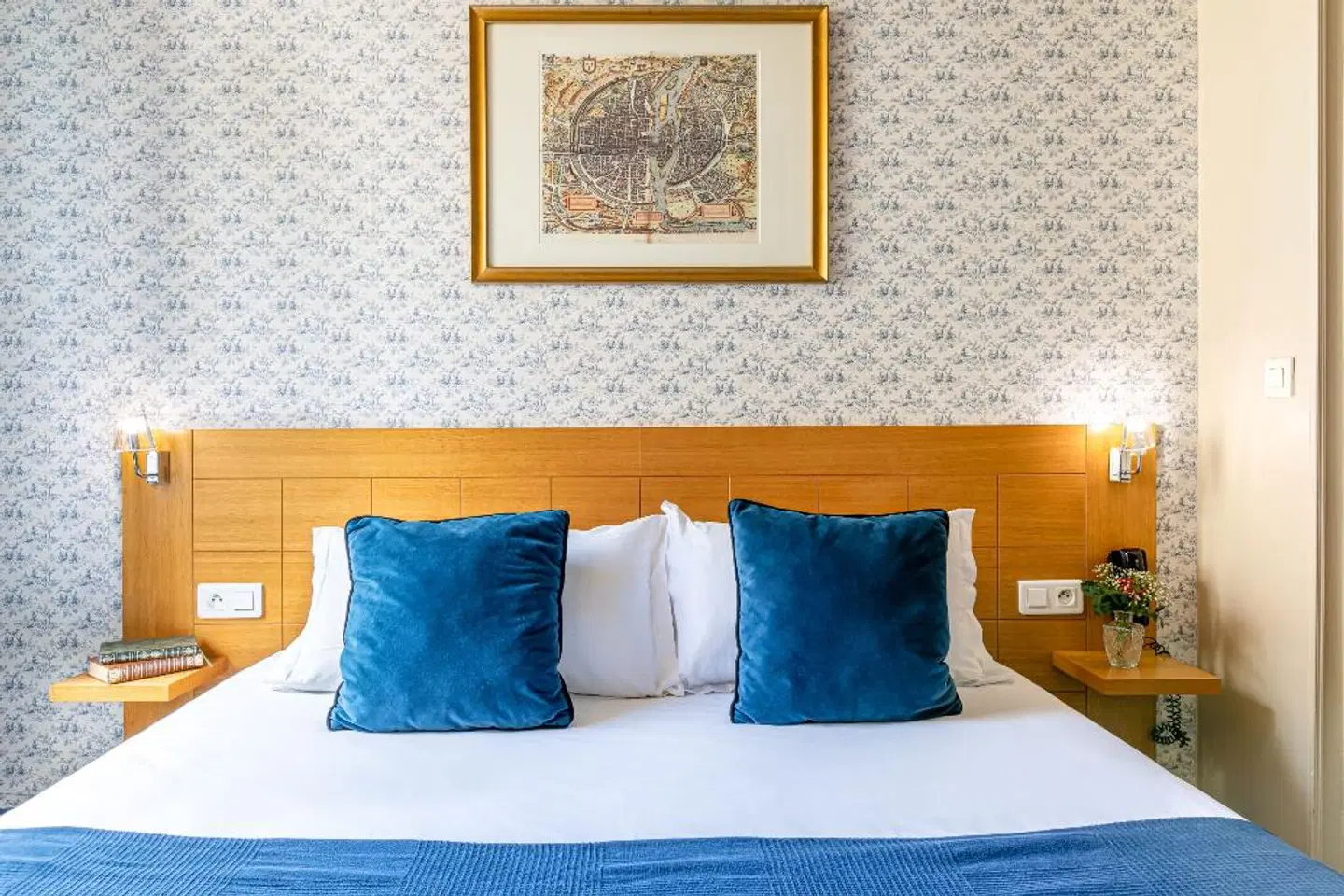 Hôtel Romance Malesherbes ROOM_EXAMPLE
