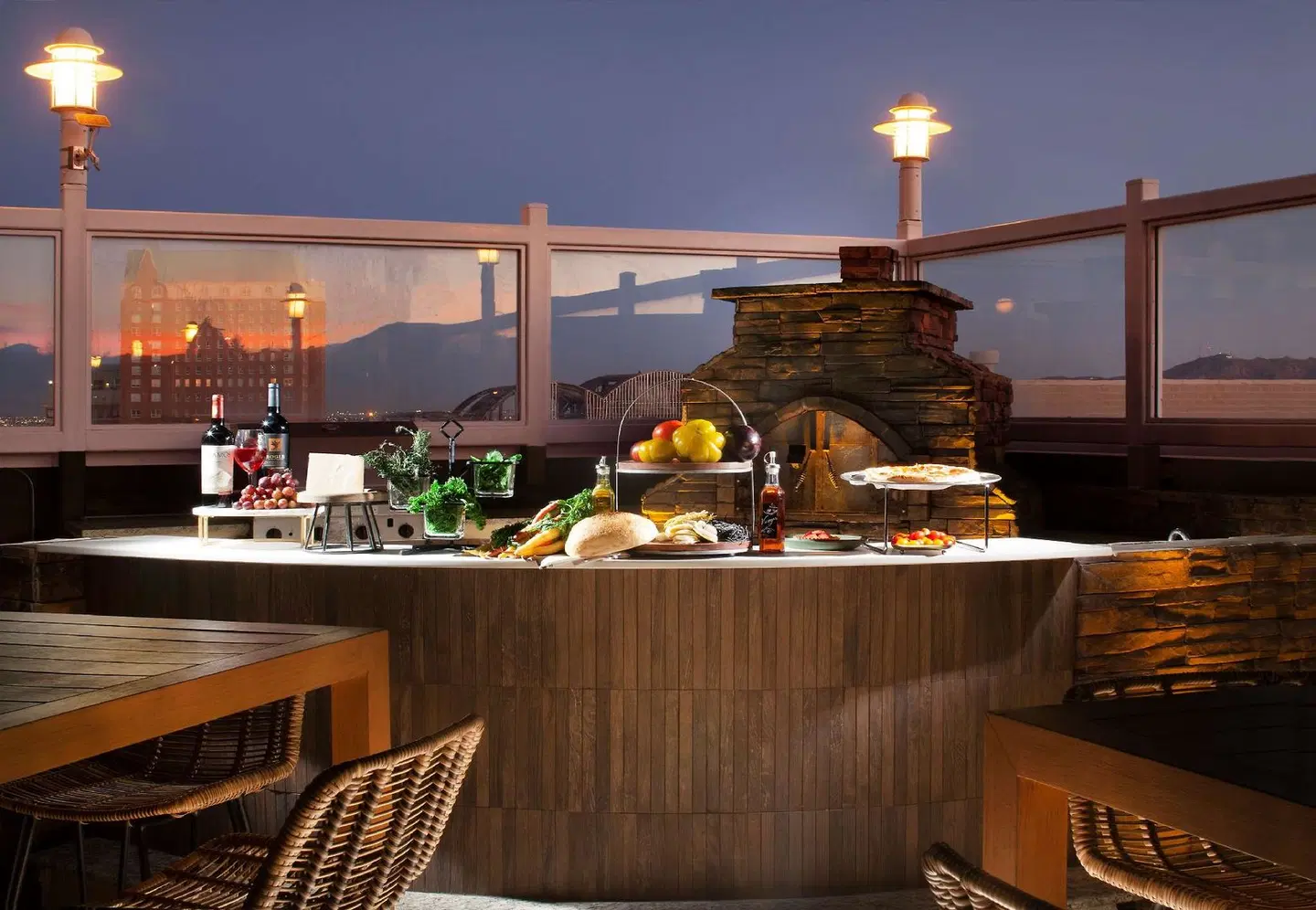DoubleTree by Hilton El Paso Downtown/City Center Bar
