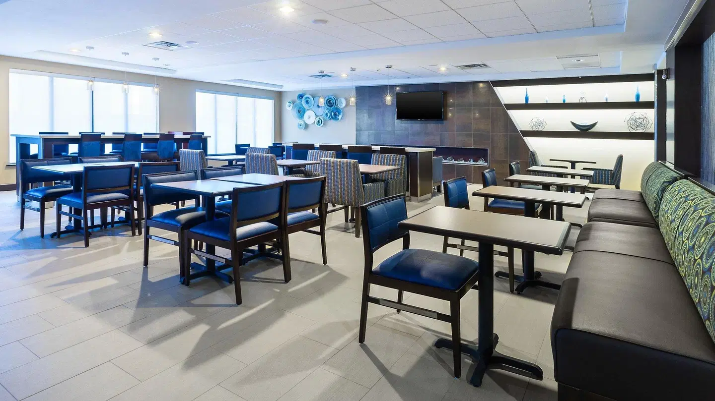 Holiday Inn Express & Suites Midland Loop 250 by IHG Restaurant