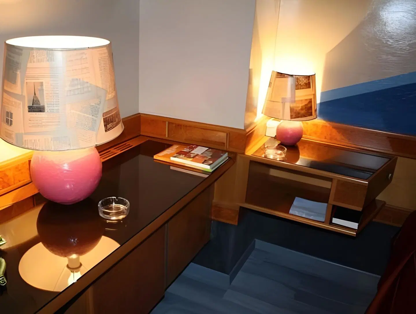 Diplomatic ROOM_EXAMPLE
