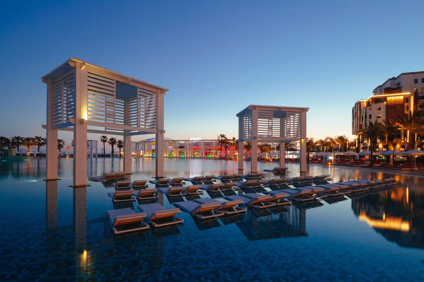 Selectum Luxury Resort OUTDOOR_POOL