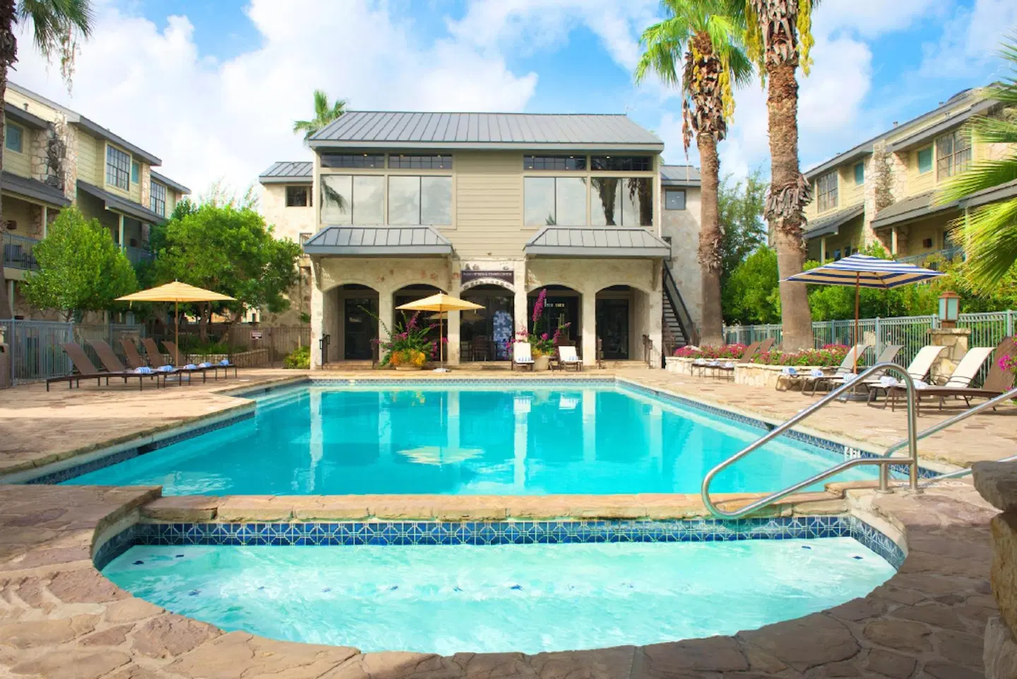 Horseshoe Bay Resort OUTDOOR_POOL