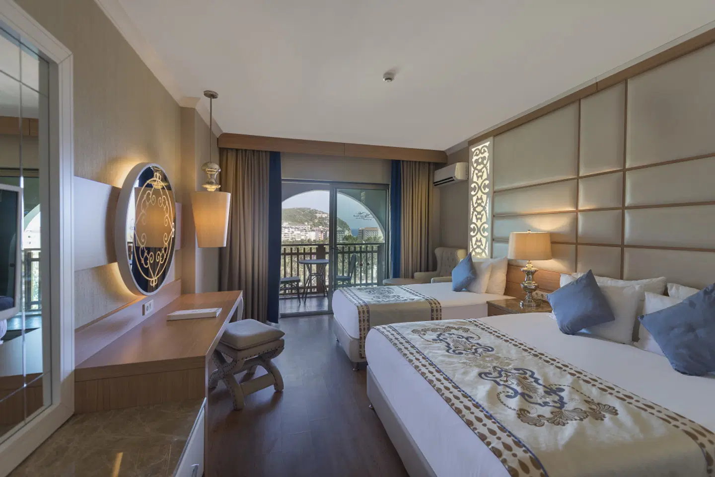 Quattro Beach Spa & Resort ROOM_EXAMPLE