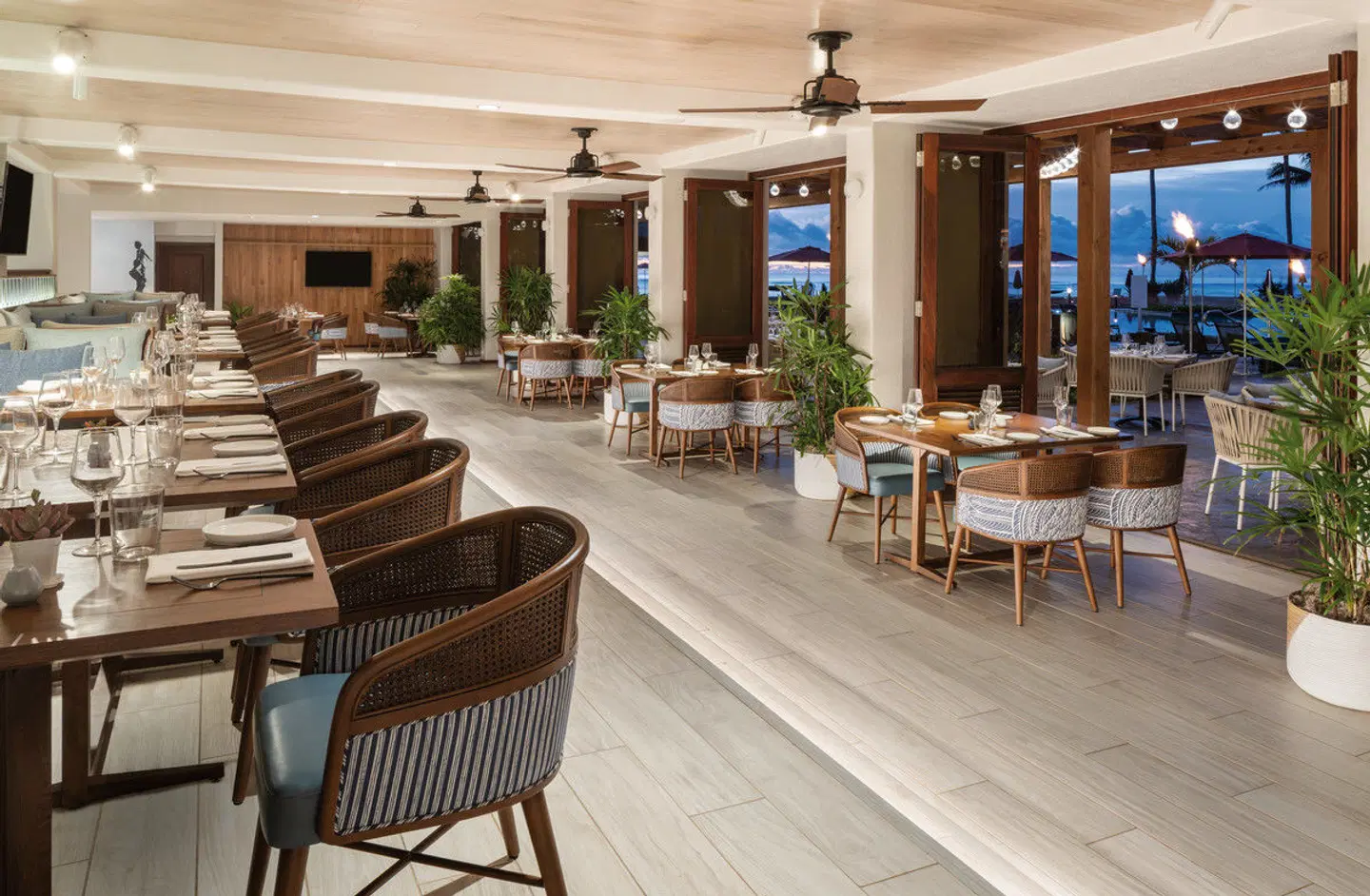 Sheraton Kauai Coconut Beach Resort Restaurant